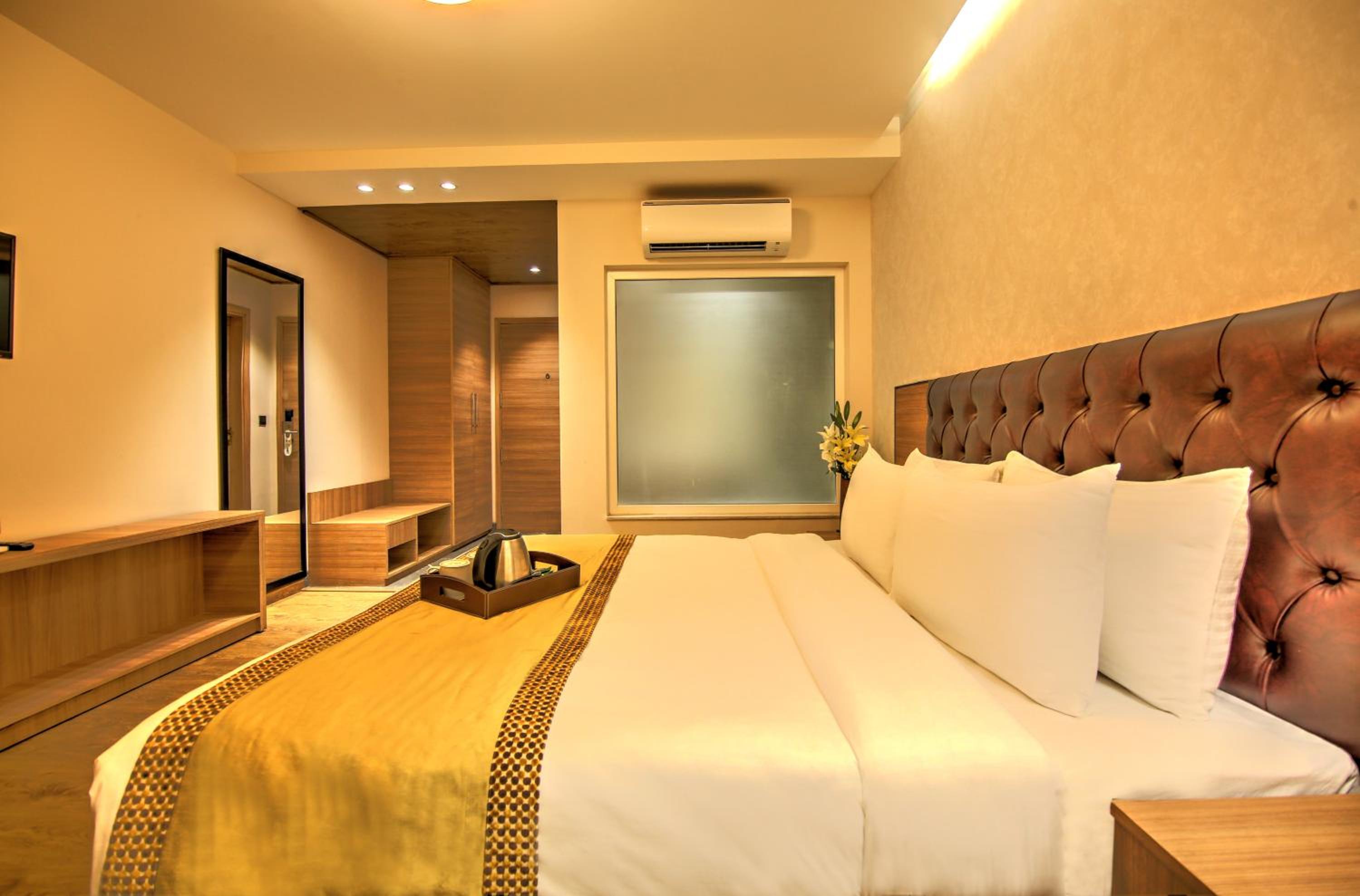Gurgaon Vacations - Hotel 91 Huda City Centre - Property Image 3