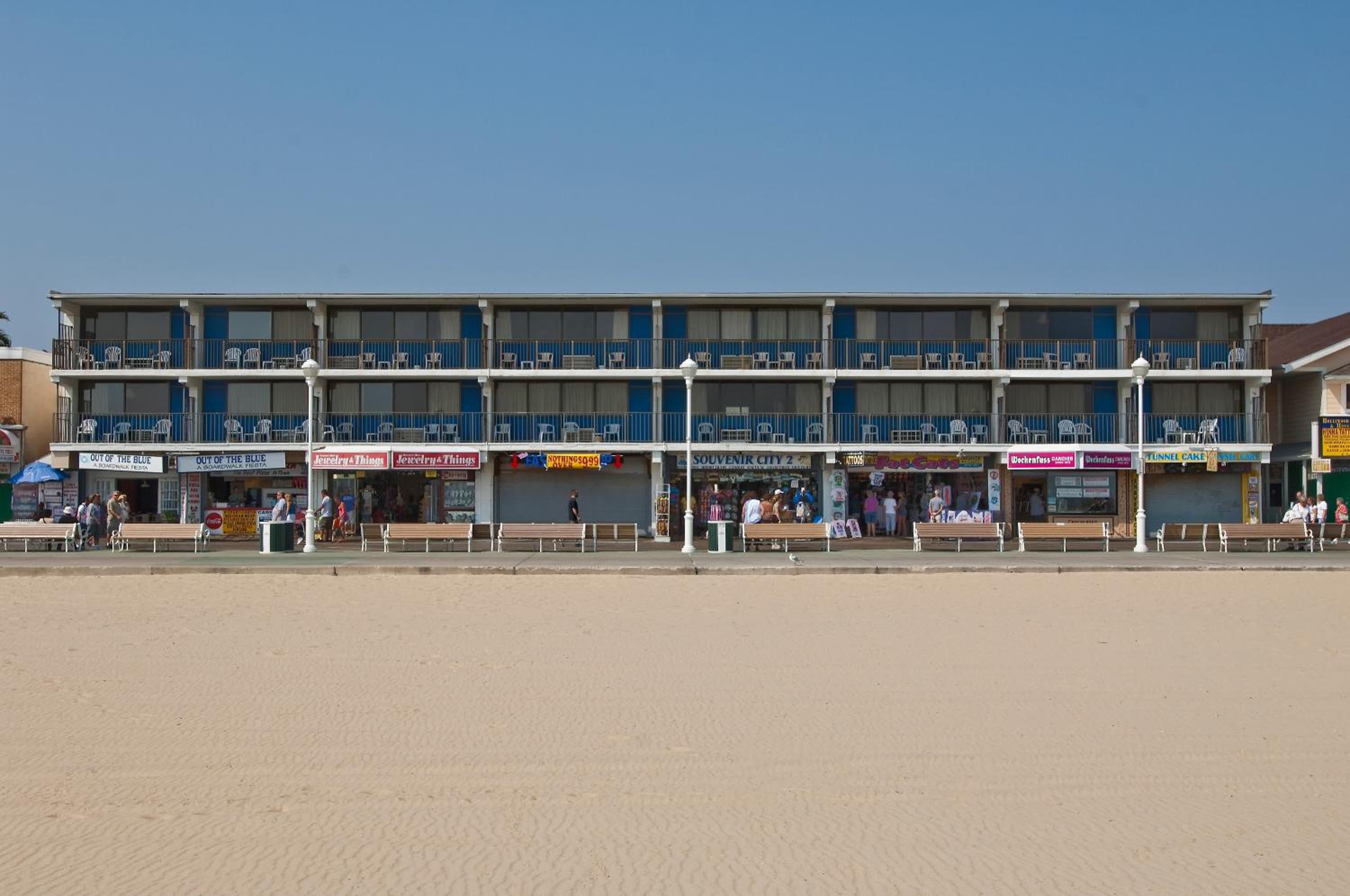Rideau Oceanfront Motel