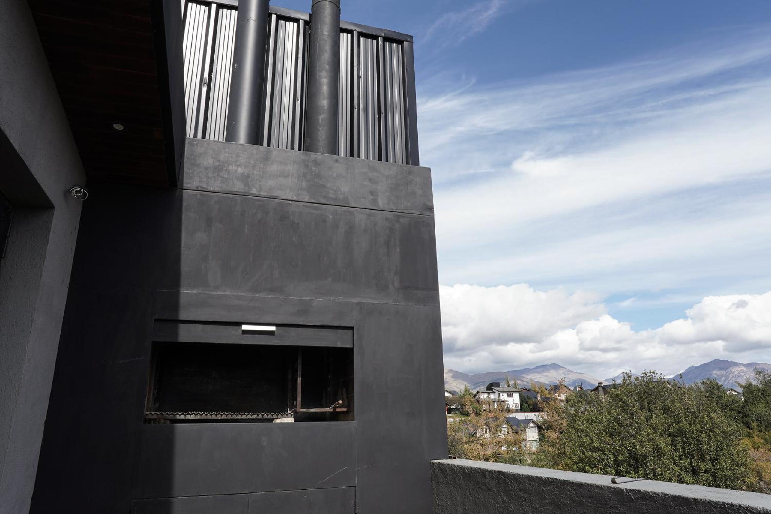 Casa Moderna con Vista al Lago