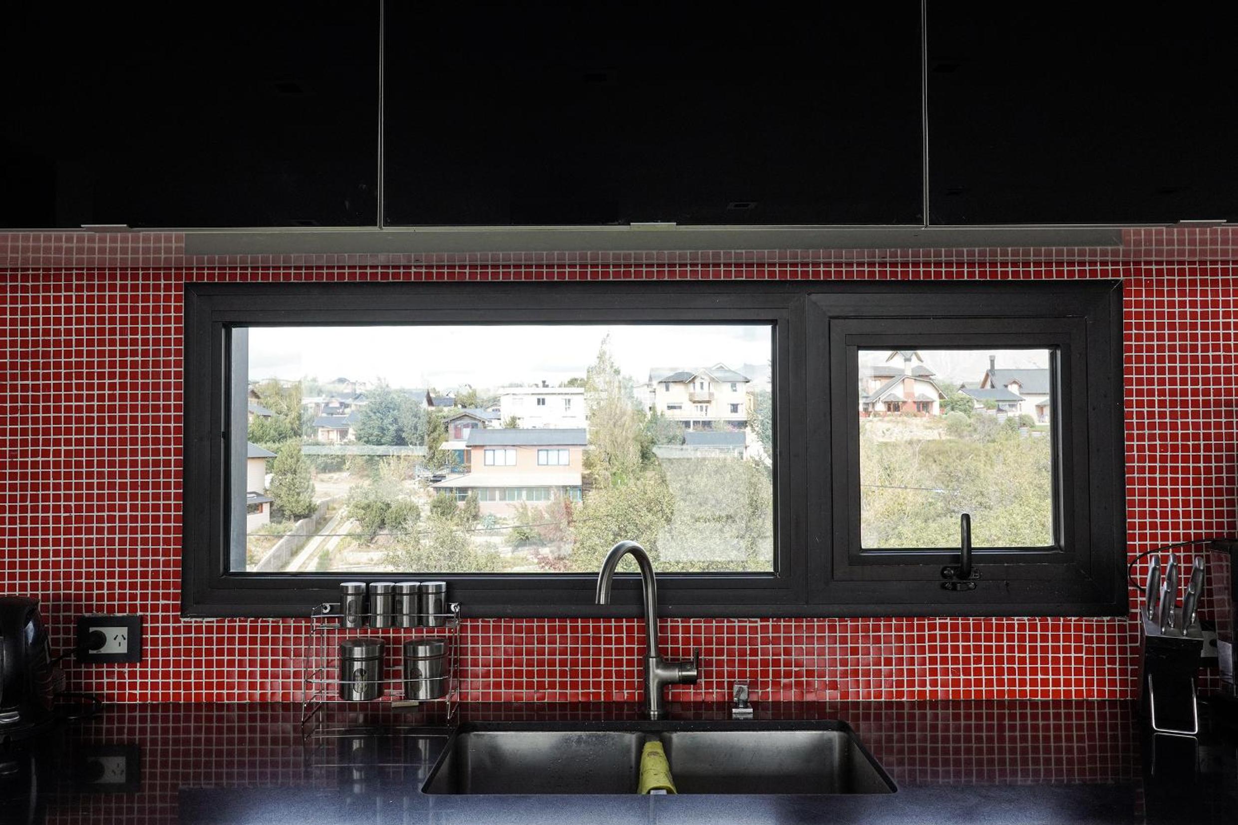 Casa Moderna con Vista al Lago