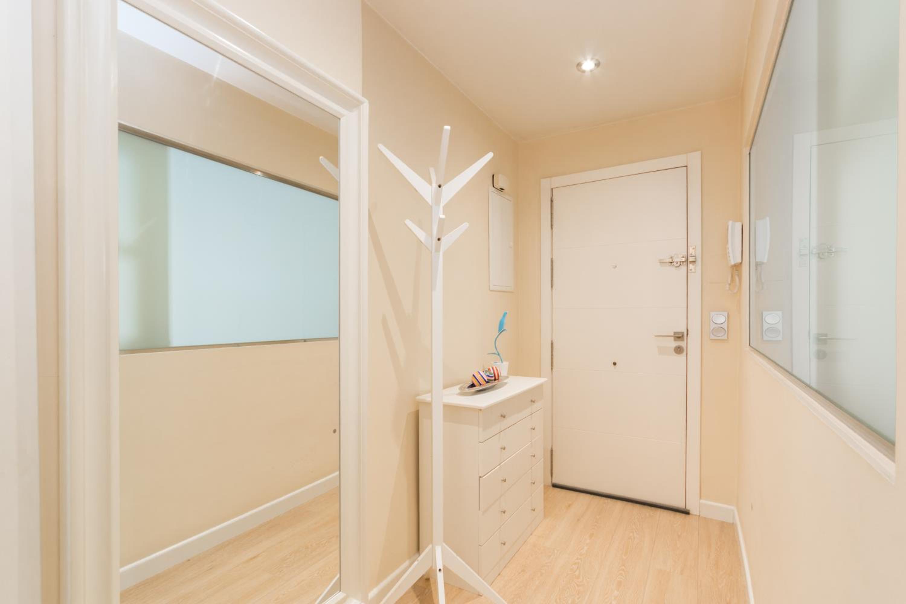 Murcia Vacations - Piso de diseno junto al centro de Murcia con parking - Property Image 5