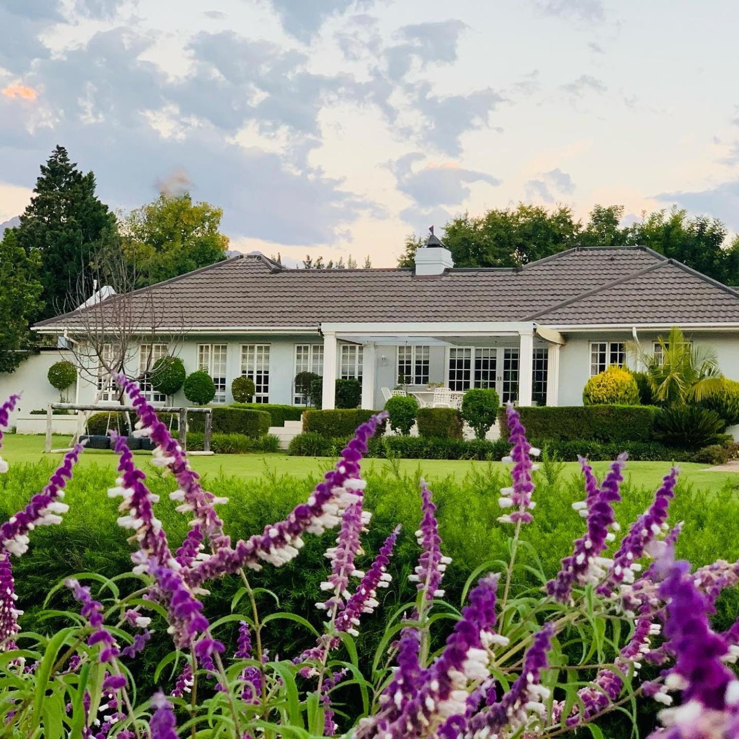 L'Bloom Country House