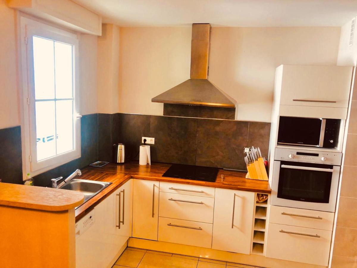 City center cute flat with sea view one bedroom photo 5