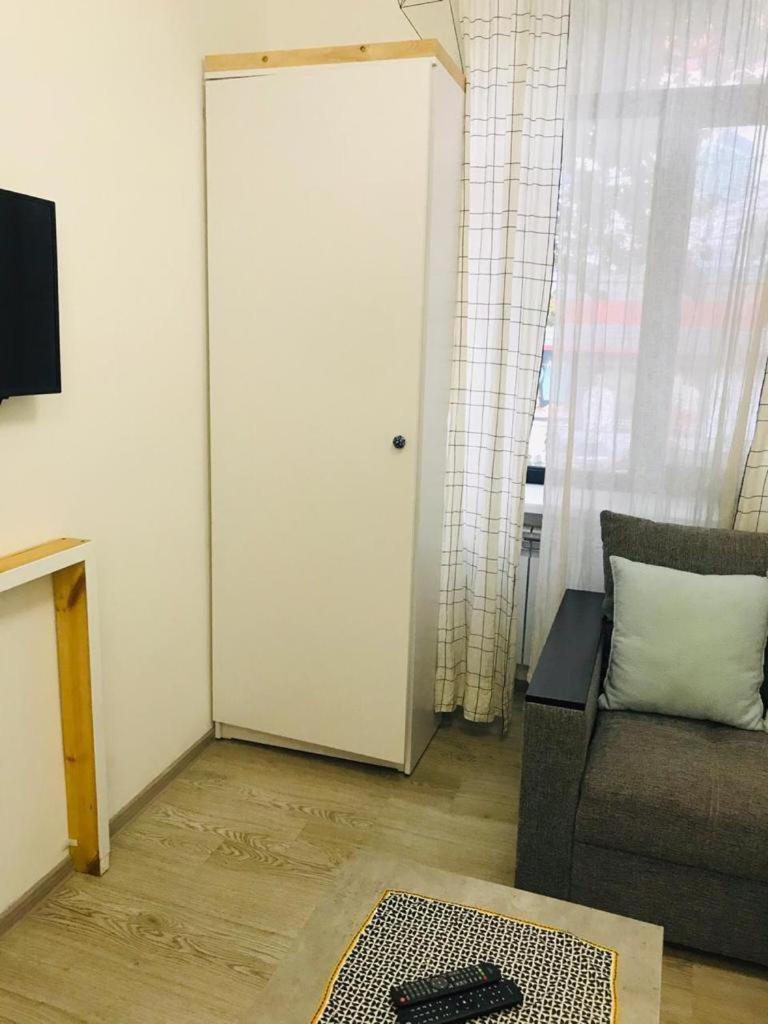 Apartment 4