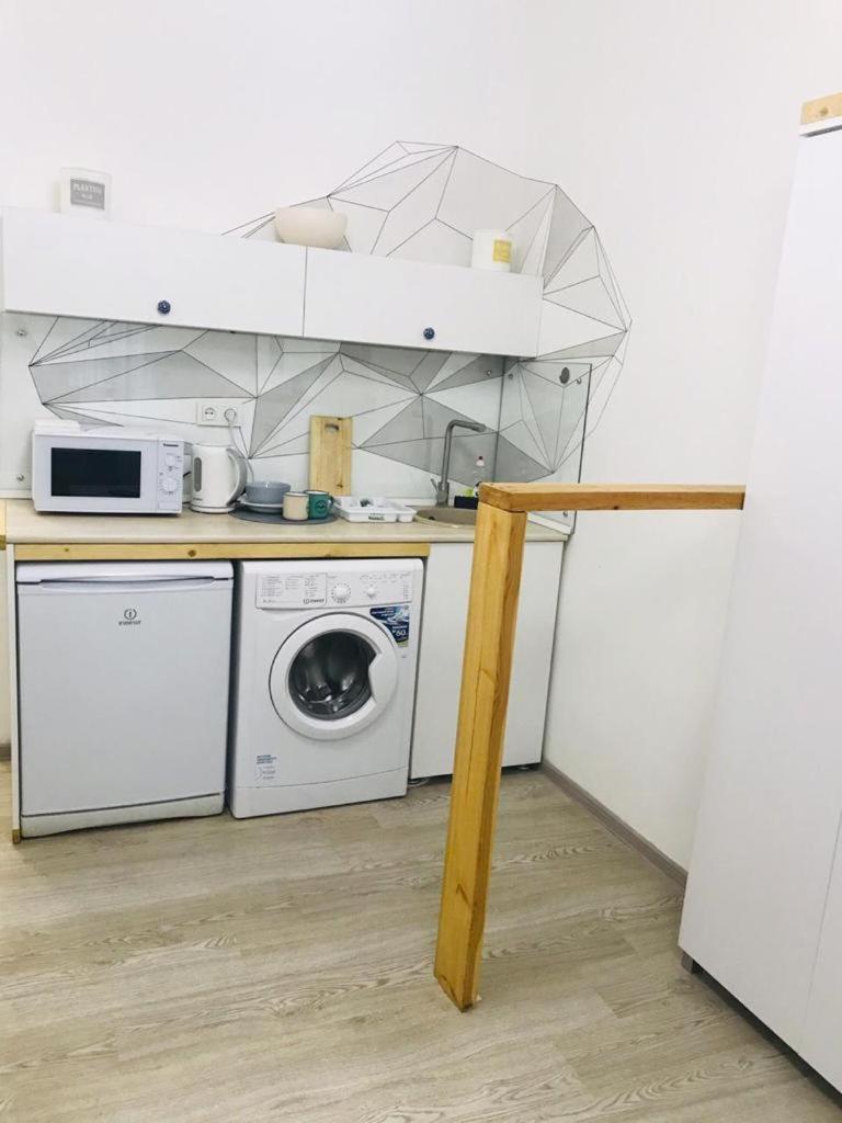 Apartment 4