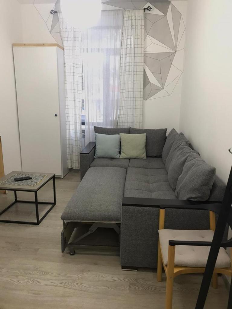 Apartment 4