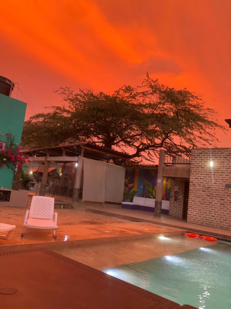 Hostal Aurora, Smith Lodging