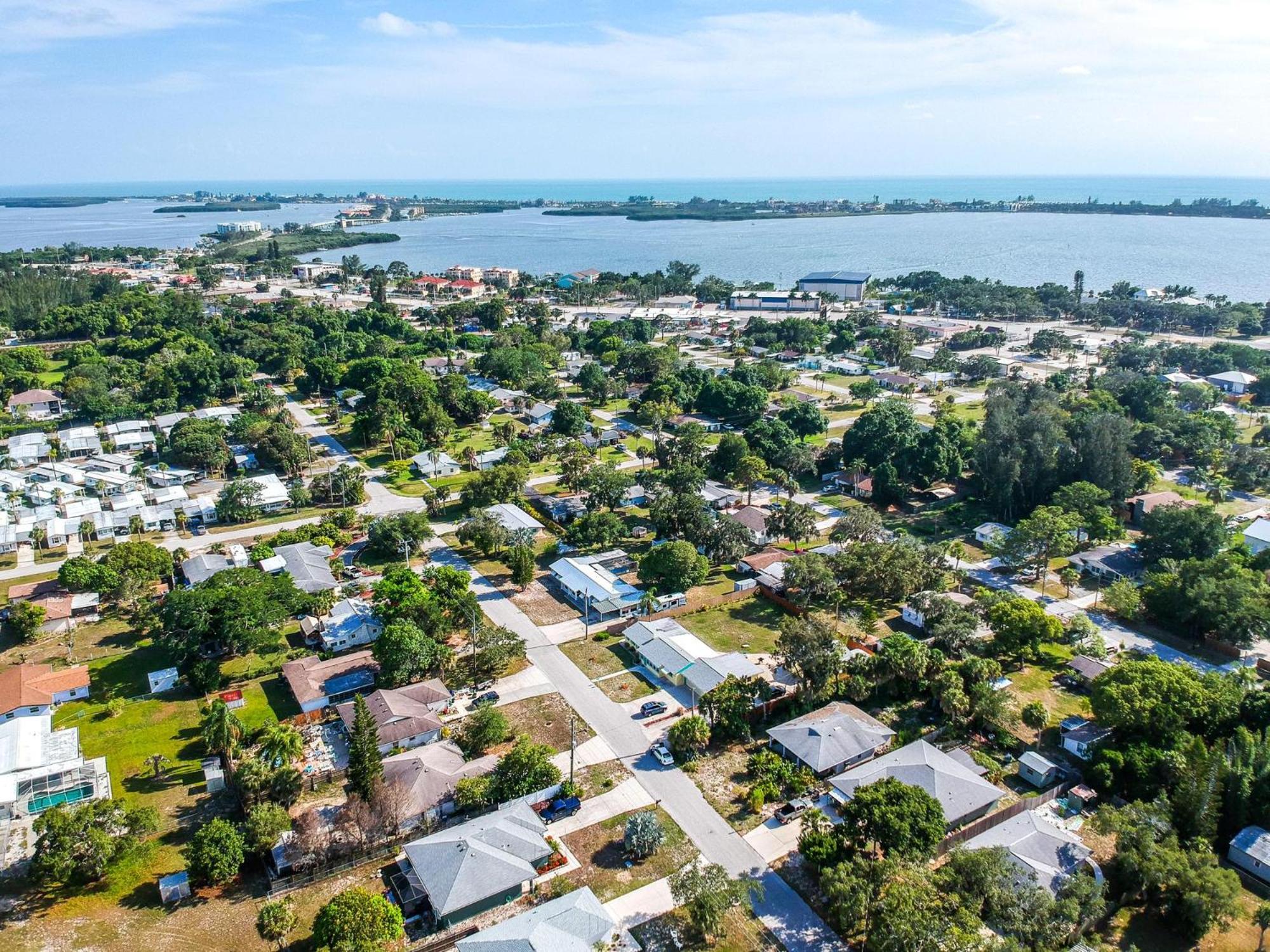 Englewood Villa view 3