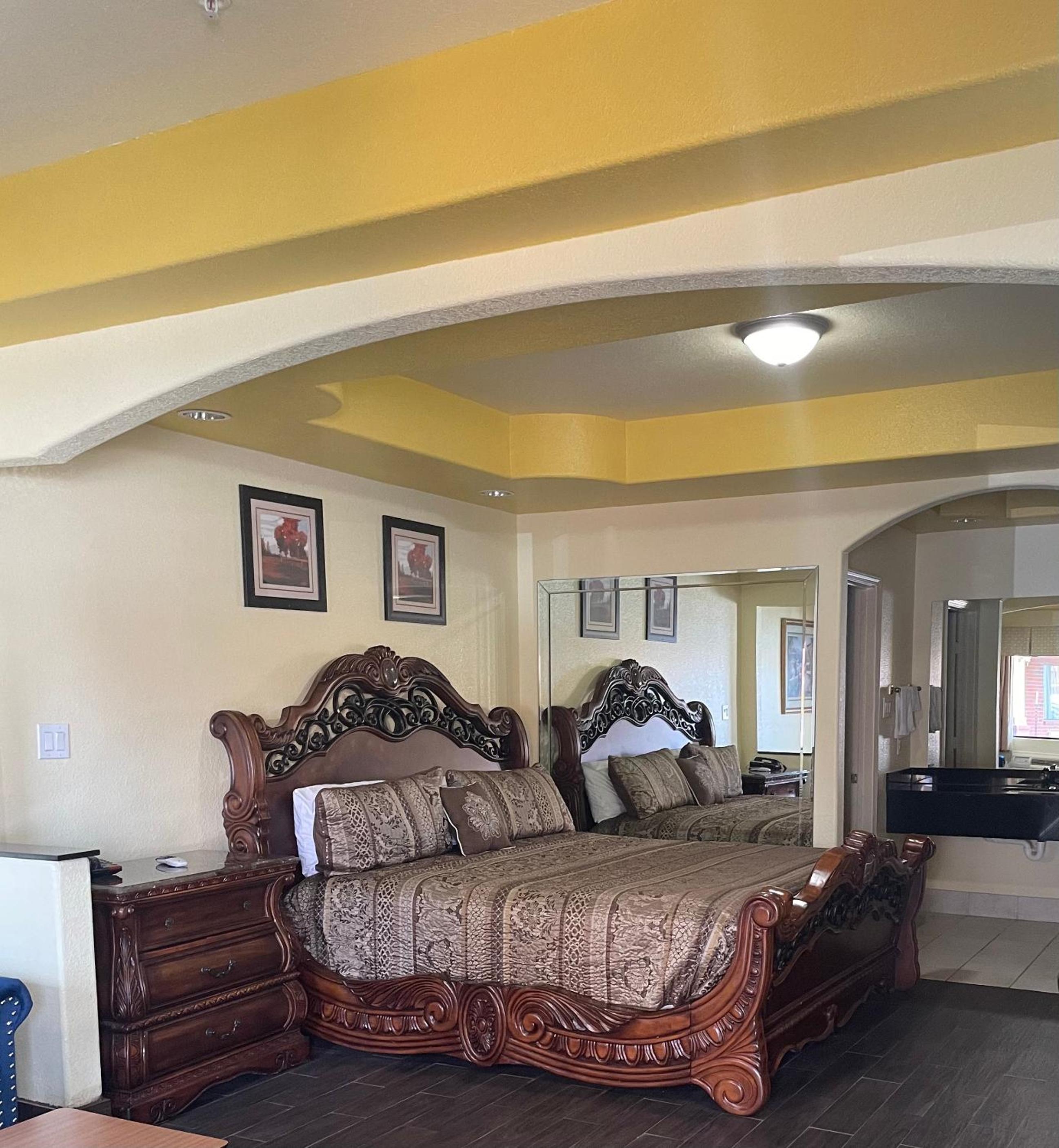Raintree Inn and Suites view 2