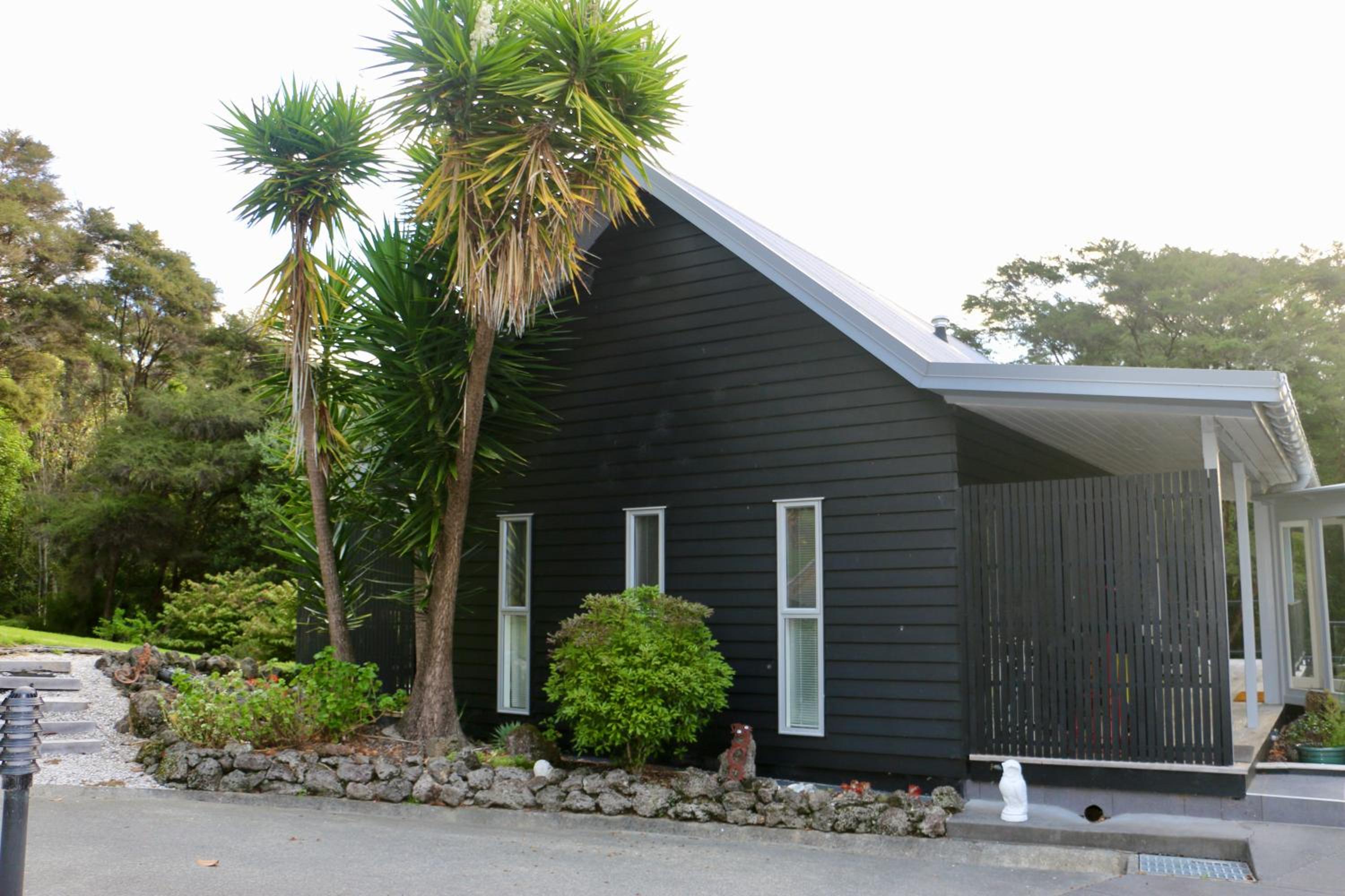 Fantail River Lodge