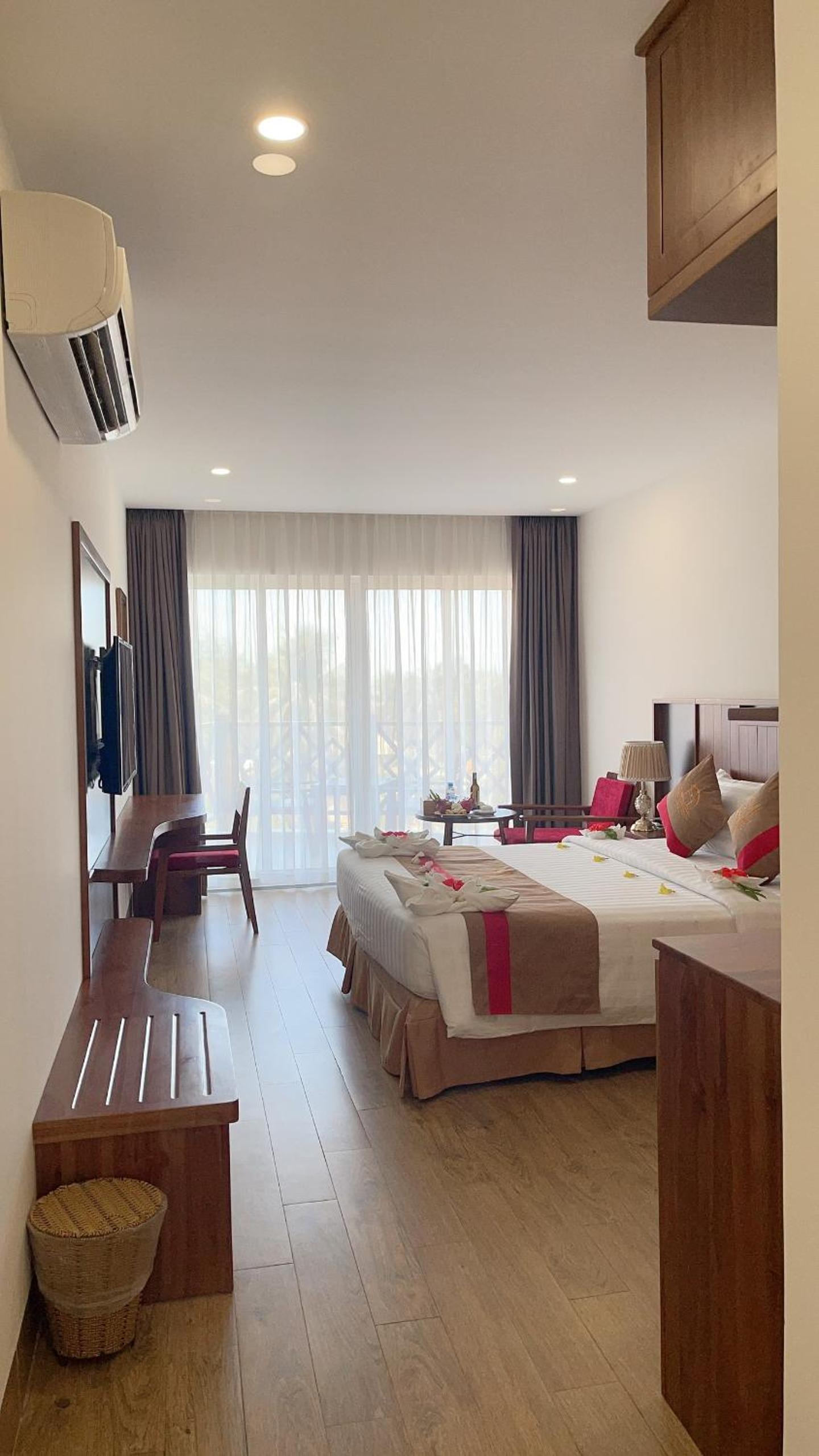 Le Aqua Resort & Spa Phan Thiet - Swiss Village Resort & Spa