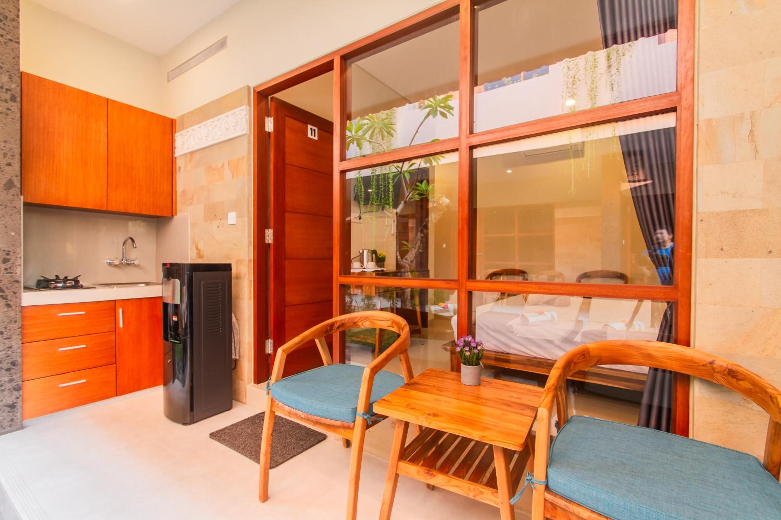 Hotel Naksa Homestay Sanur - Image 1