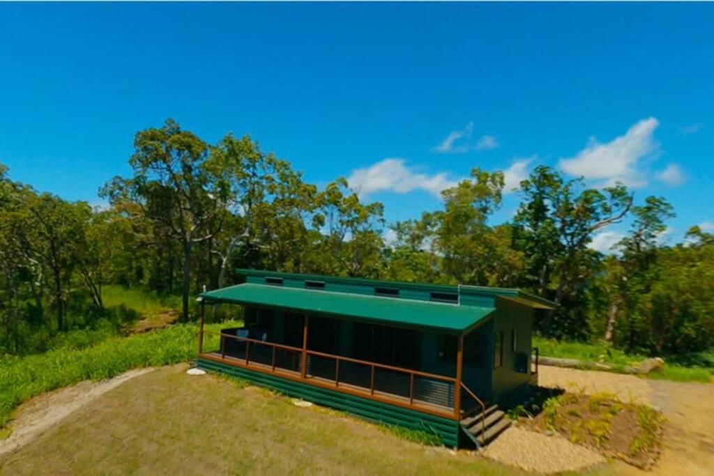 Ridge Cabin - Stunning Views - 5km From Neighbours