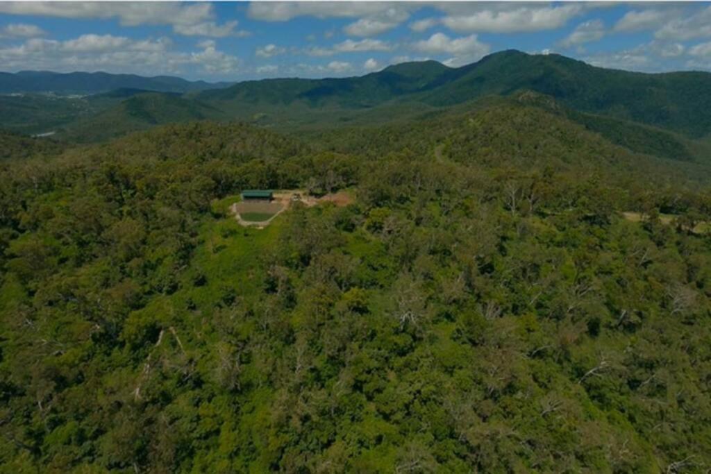 Ridge Cabin - Stunning Views - 5km From Neighbours