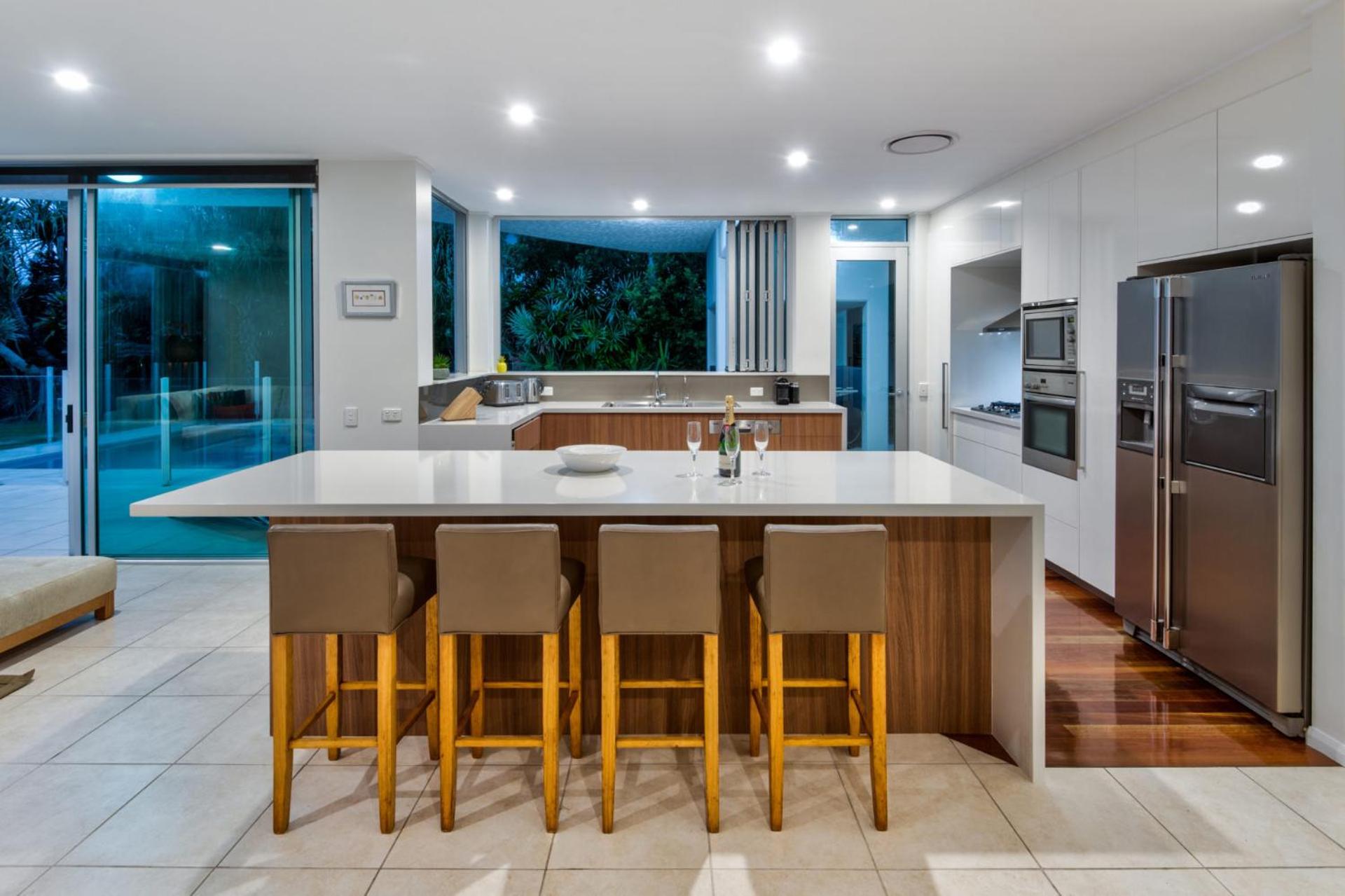Pavillions 11 on Hamilton Island, waterfront apartment with private pool and buggy
