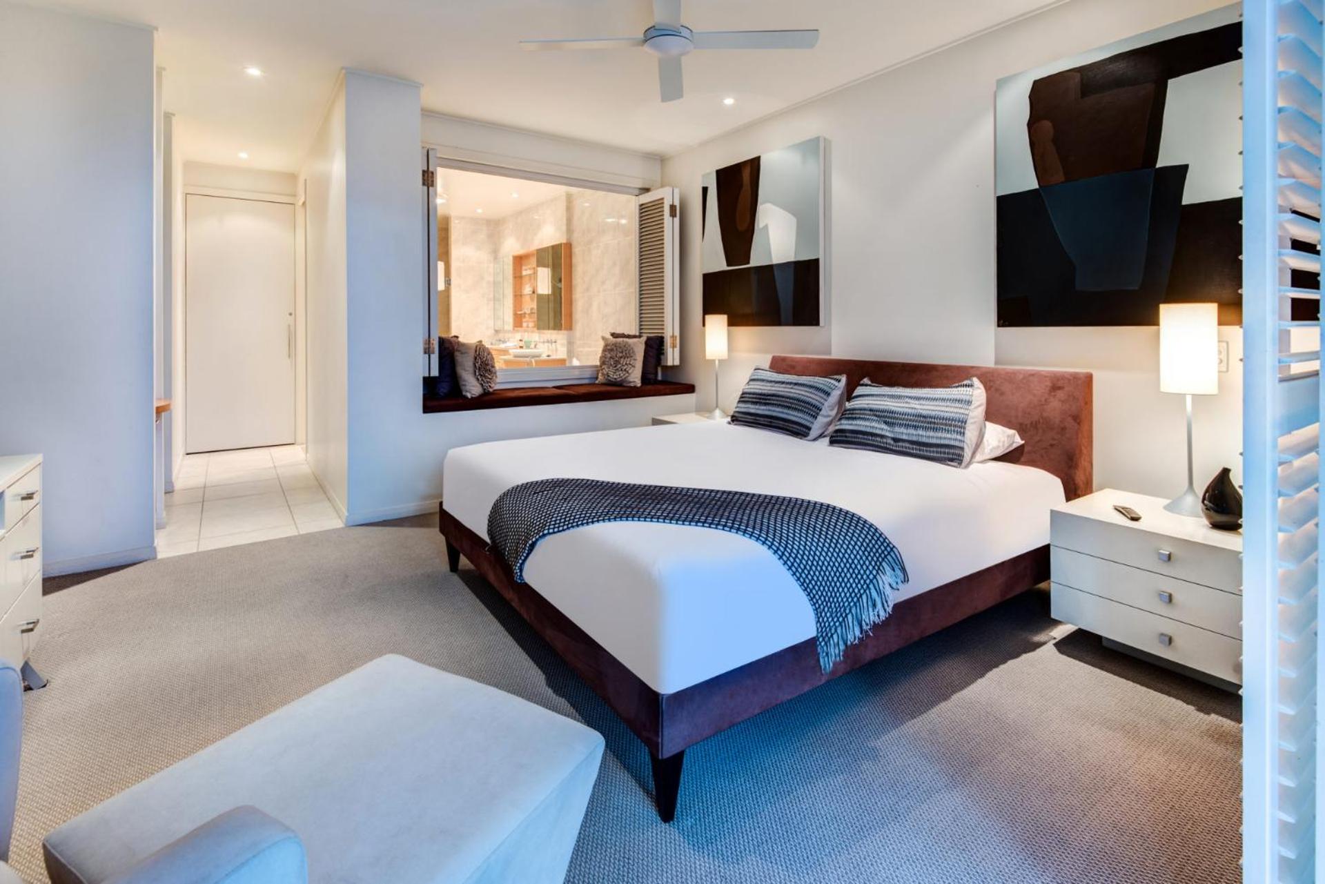 Pavillions 11 on Hamilton Island, waterfront apartment with private pool and buggy