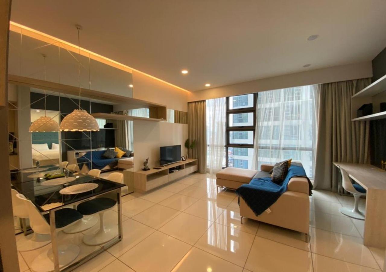 Robertson PanoramaKL Suites