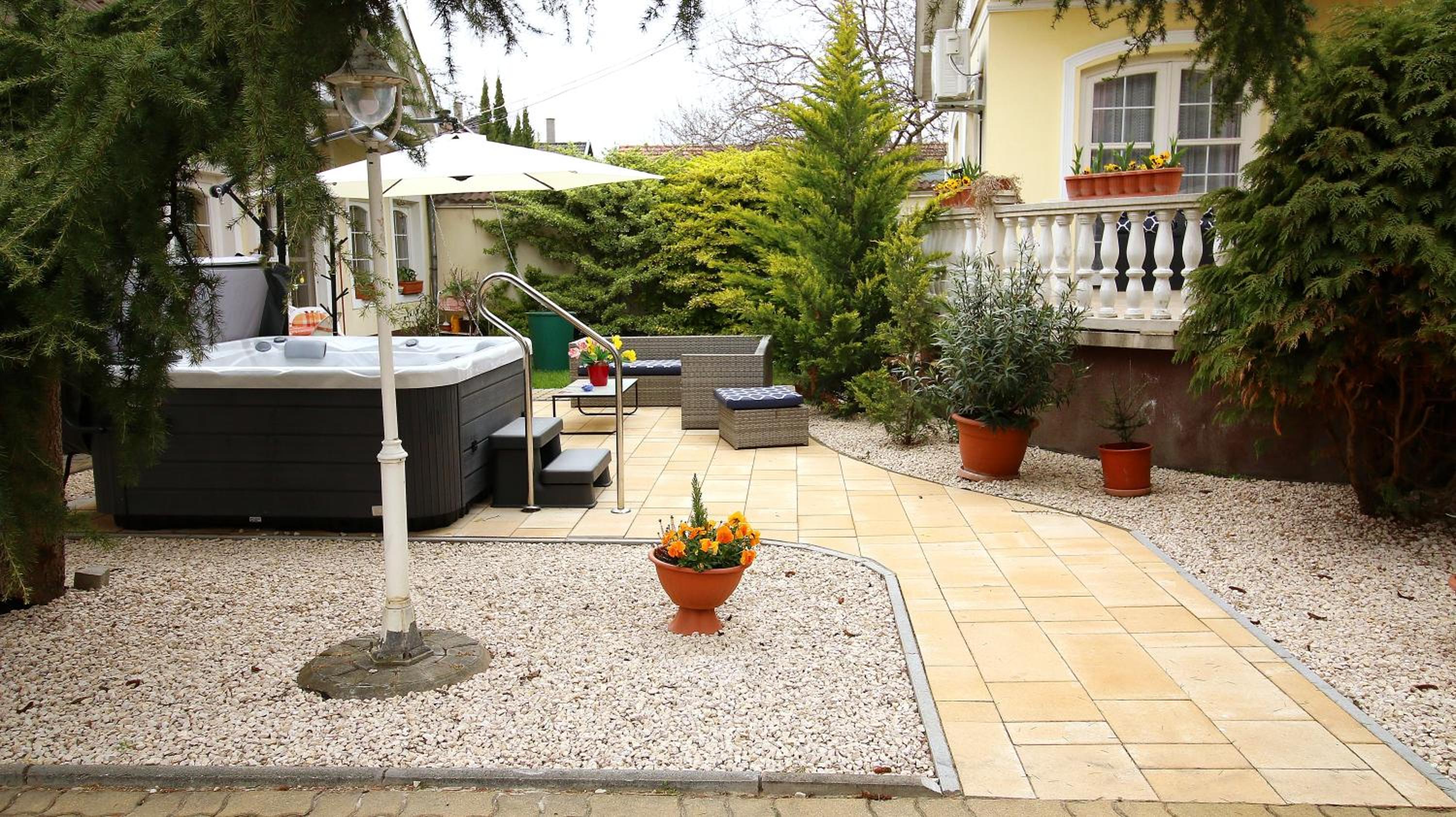 Beáta Apartman view 5