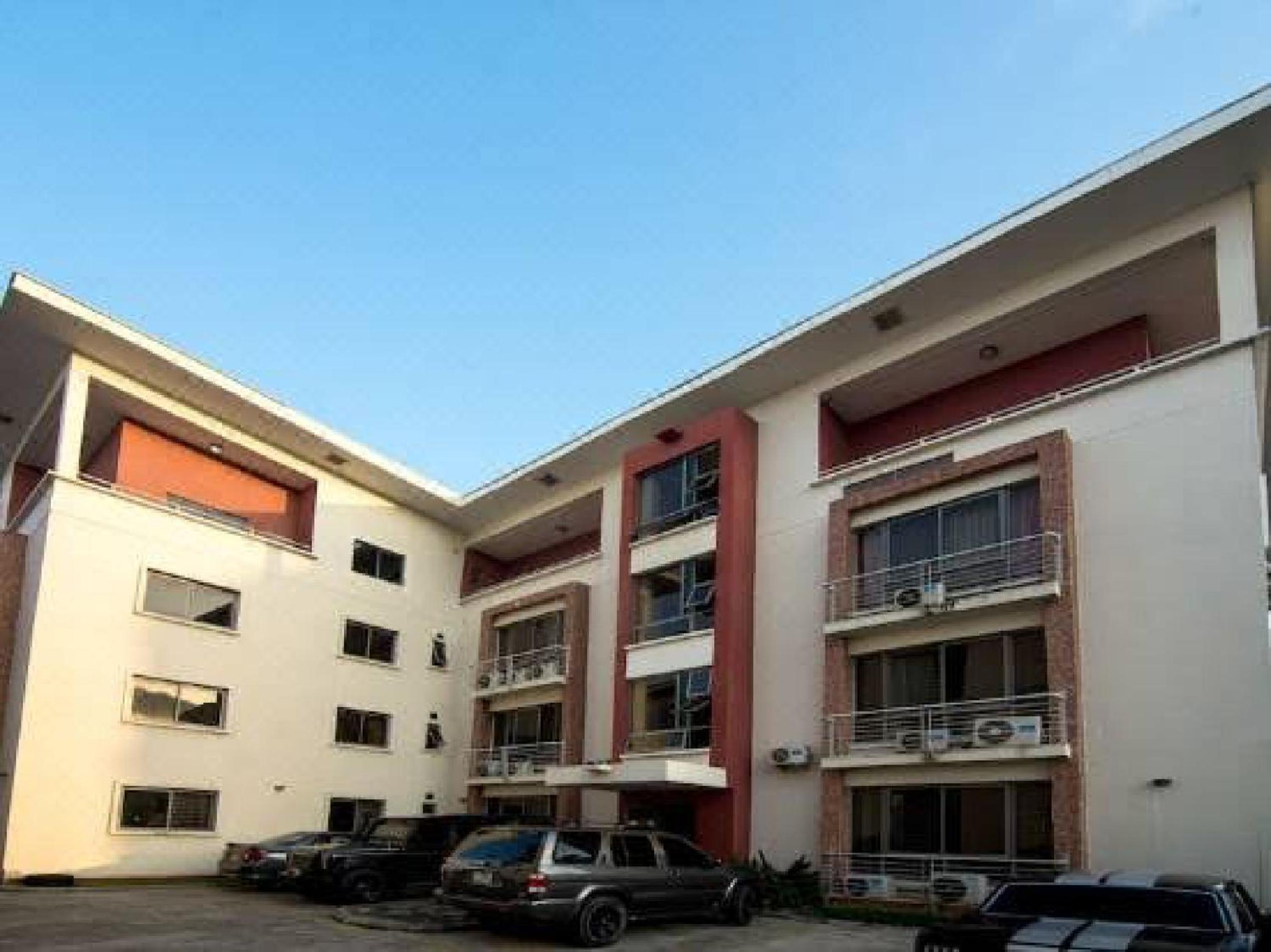 Goosepen 3 Bedrooms Apartment view 2