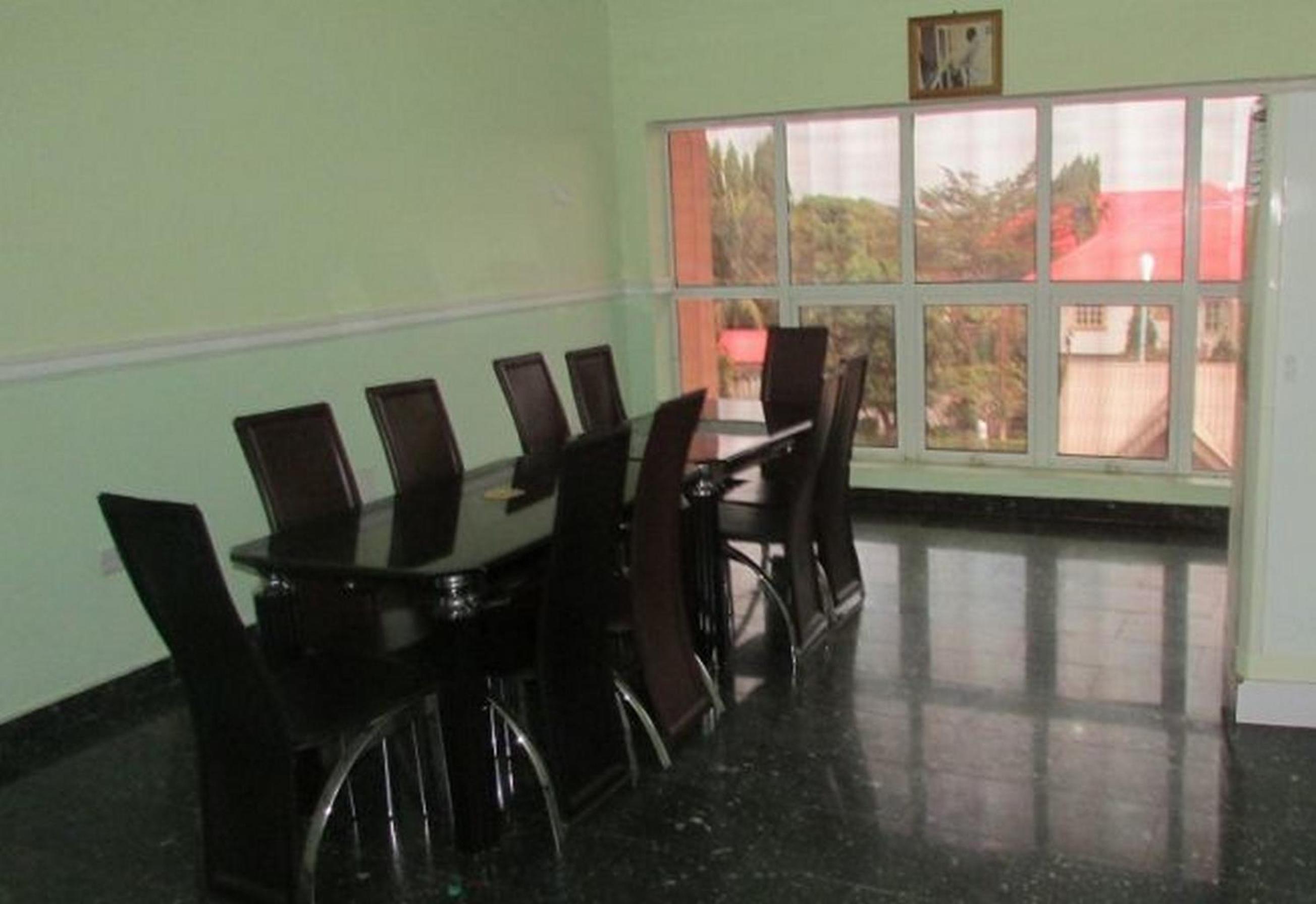 Harlescourt Hotels - Guest Room