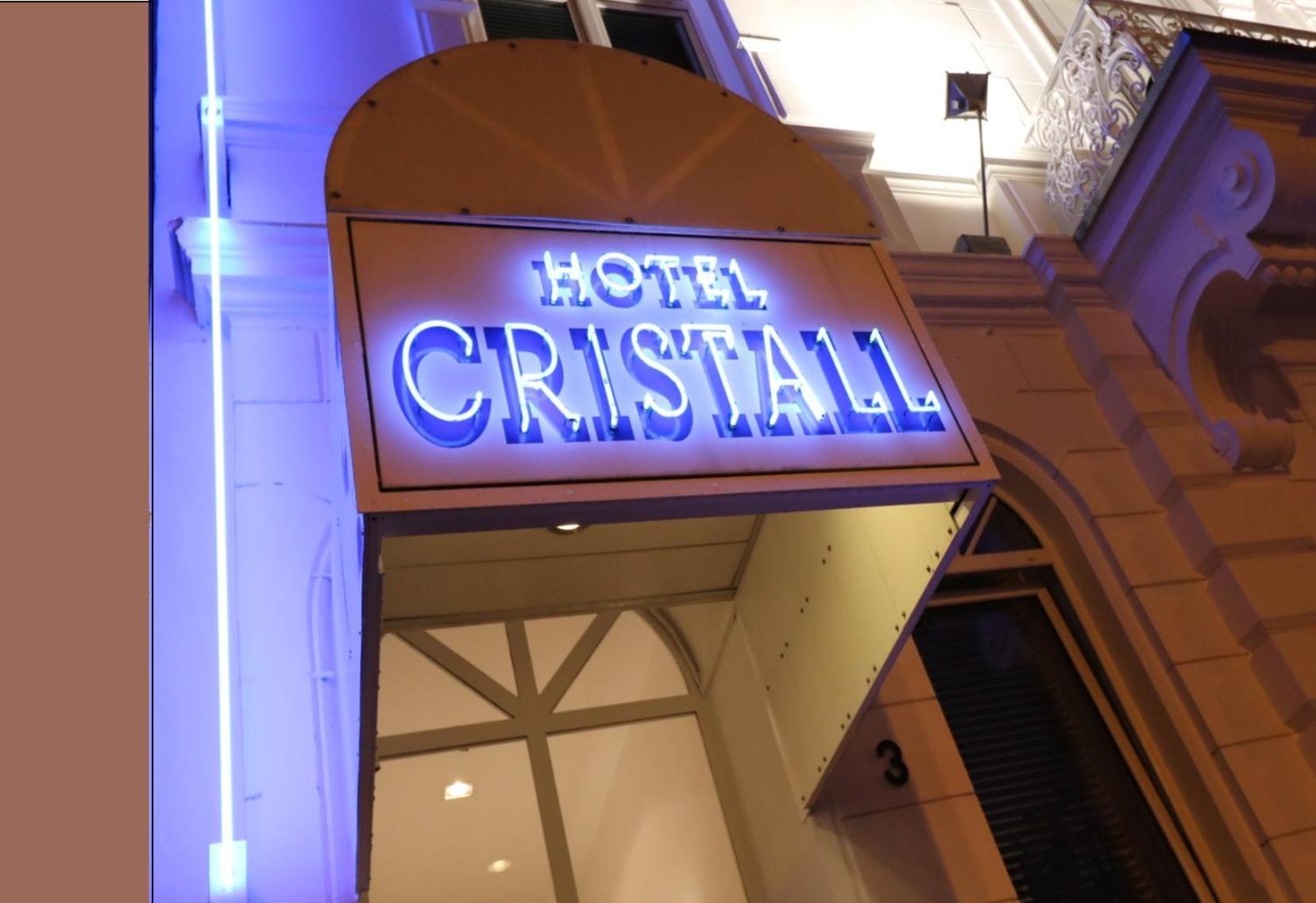 Hotel Cristall - Frankfurt City - Image 1
