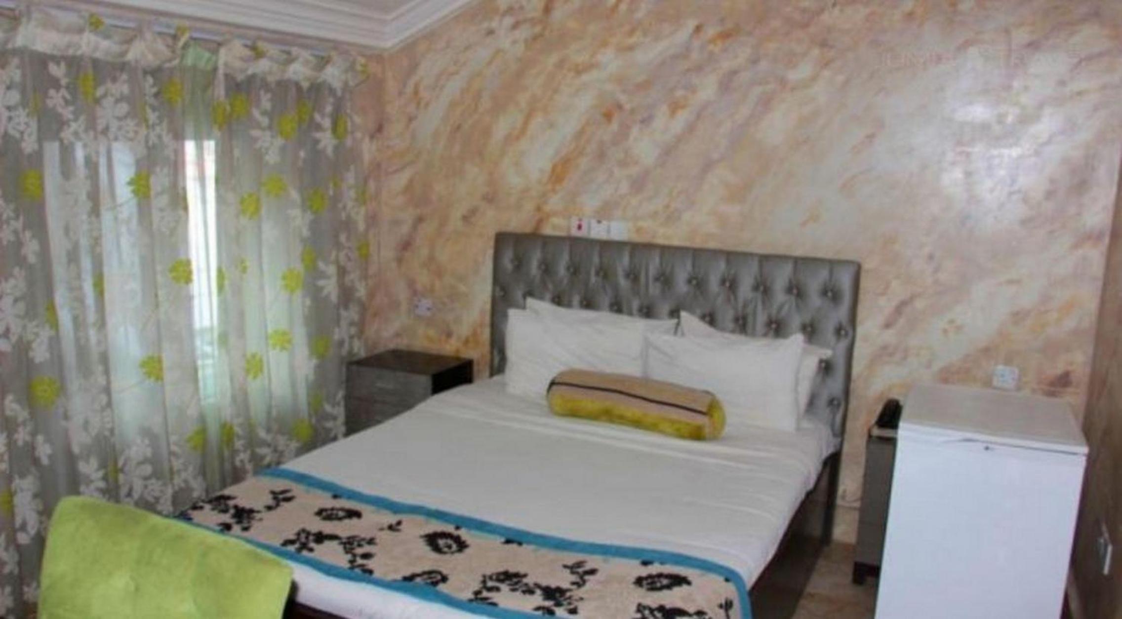 Benysta Hotel -Guest Room view 3