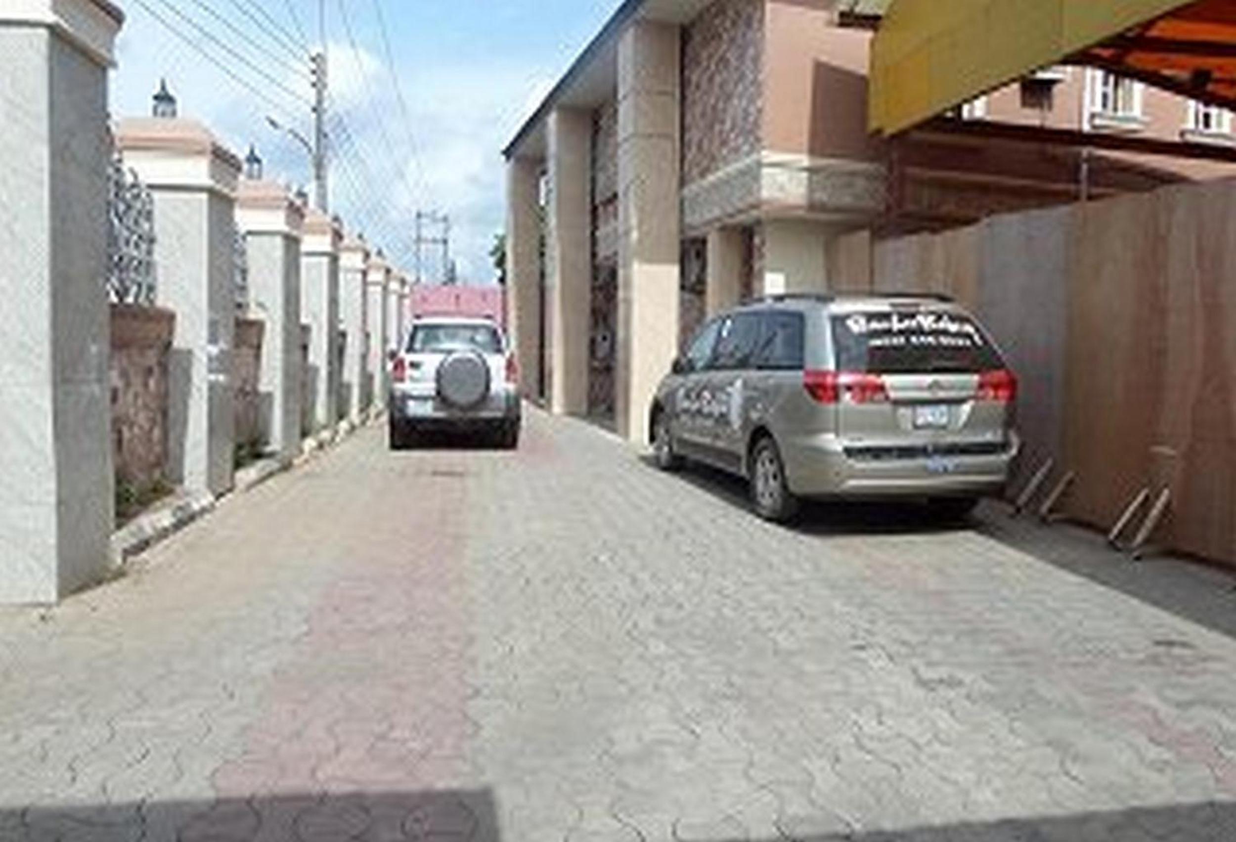 Photo 37