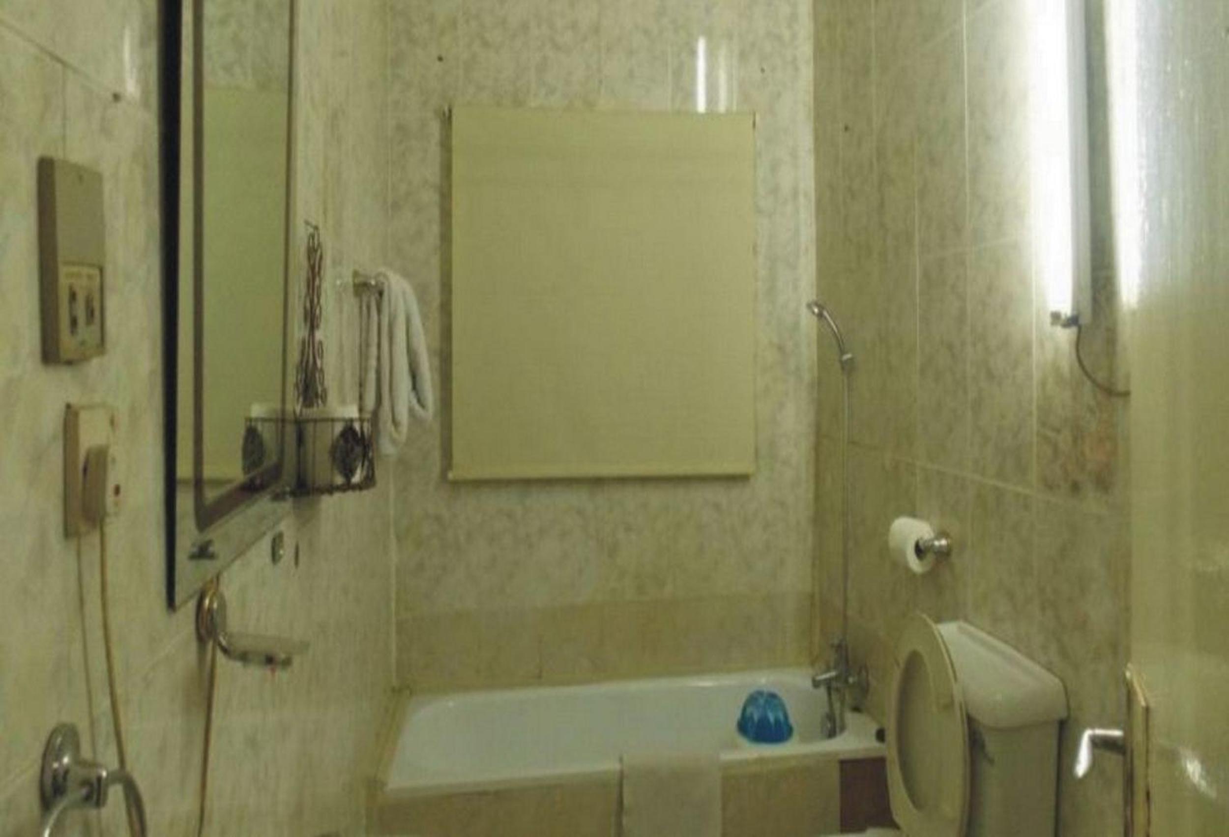 The Ambassadors Hotel - Guest Room