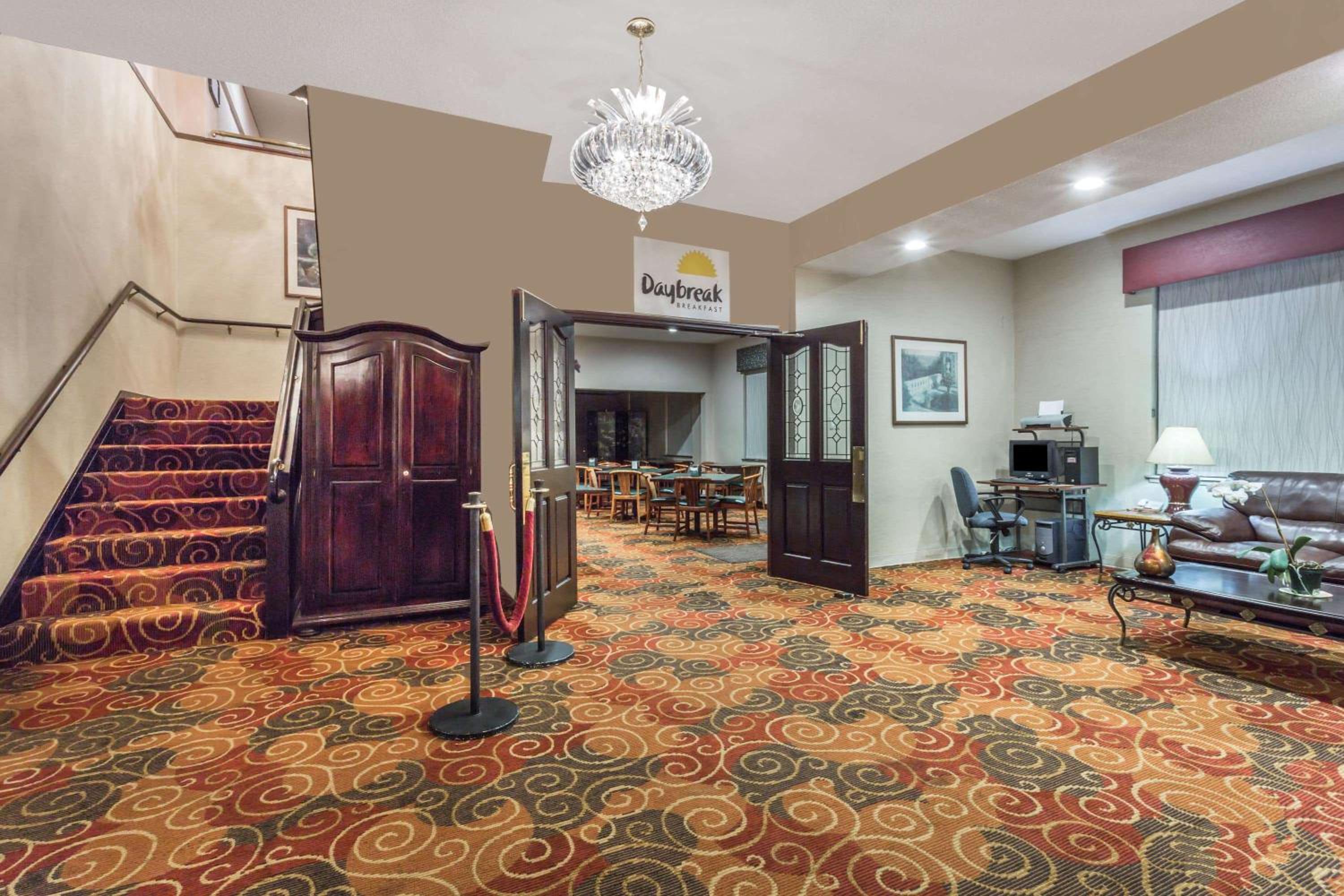 Petaluma Vacations - Days Inn by Wyndham Novato/San Francisco - Property Image 3