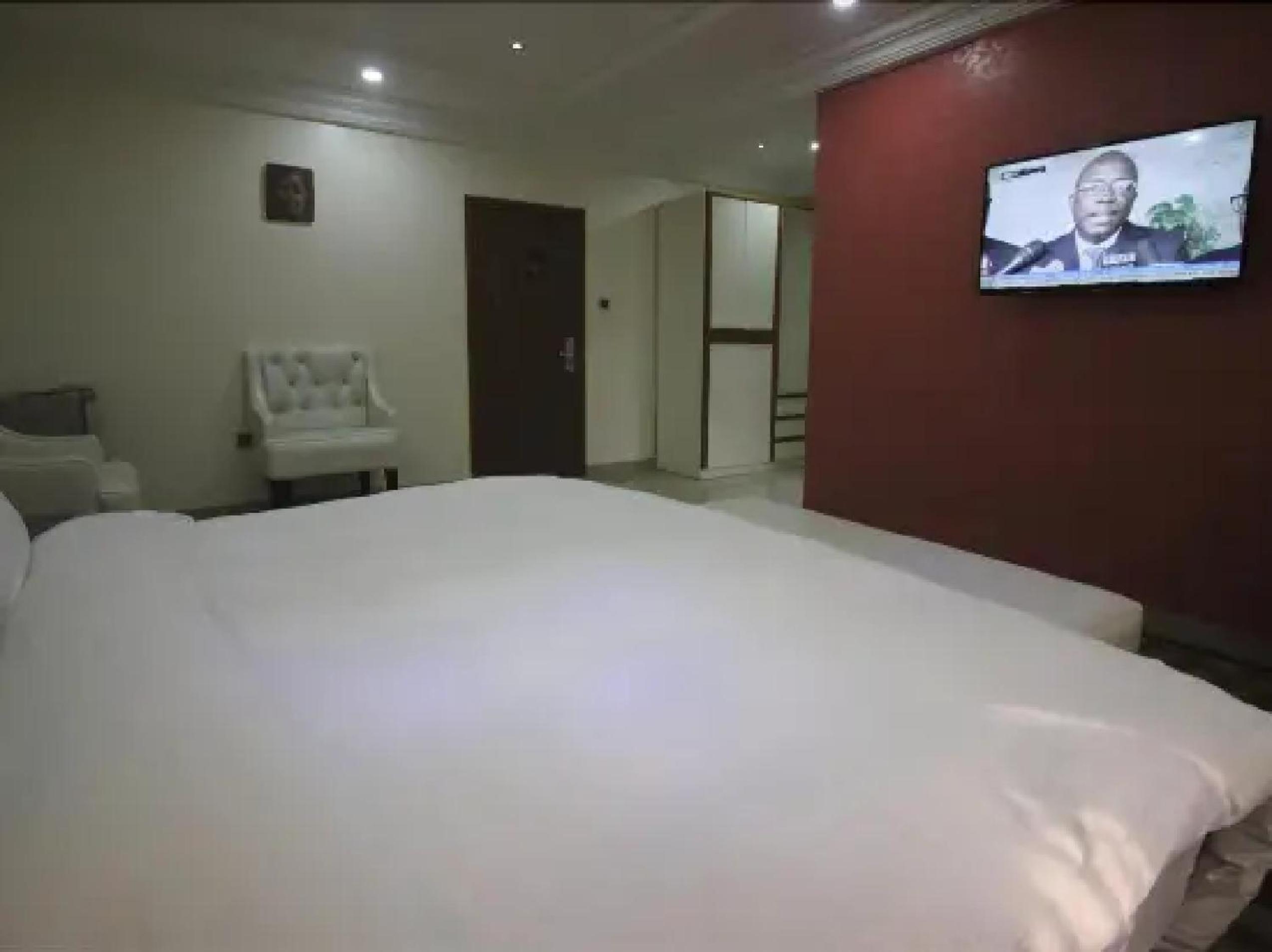 Waxride Residence - Guest Room view 2