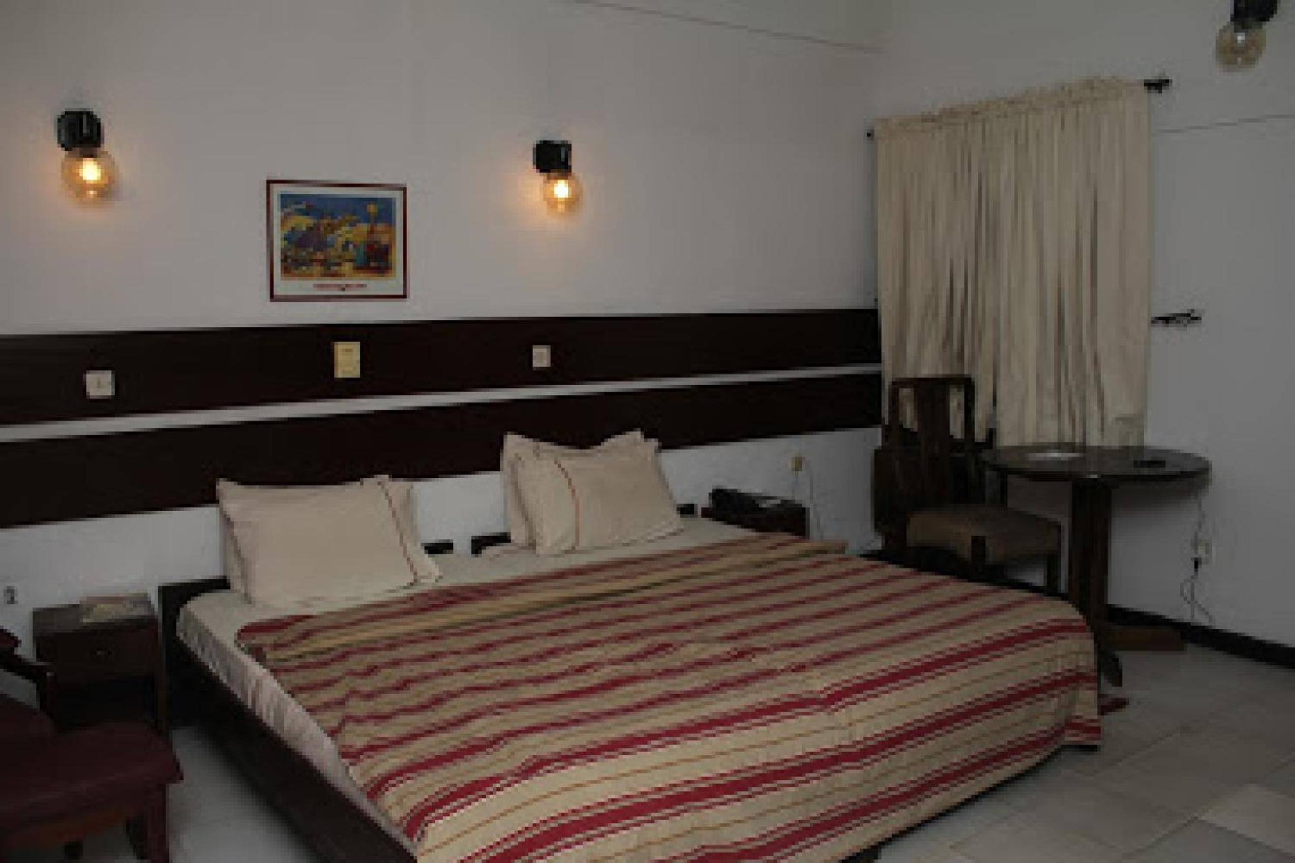 Whispering Palms Resort-Guest Room view 5