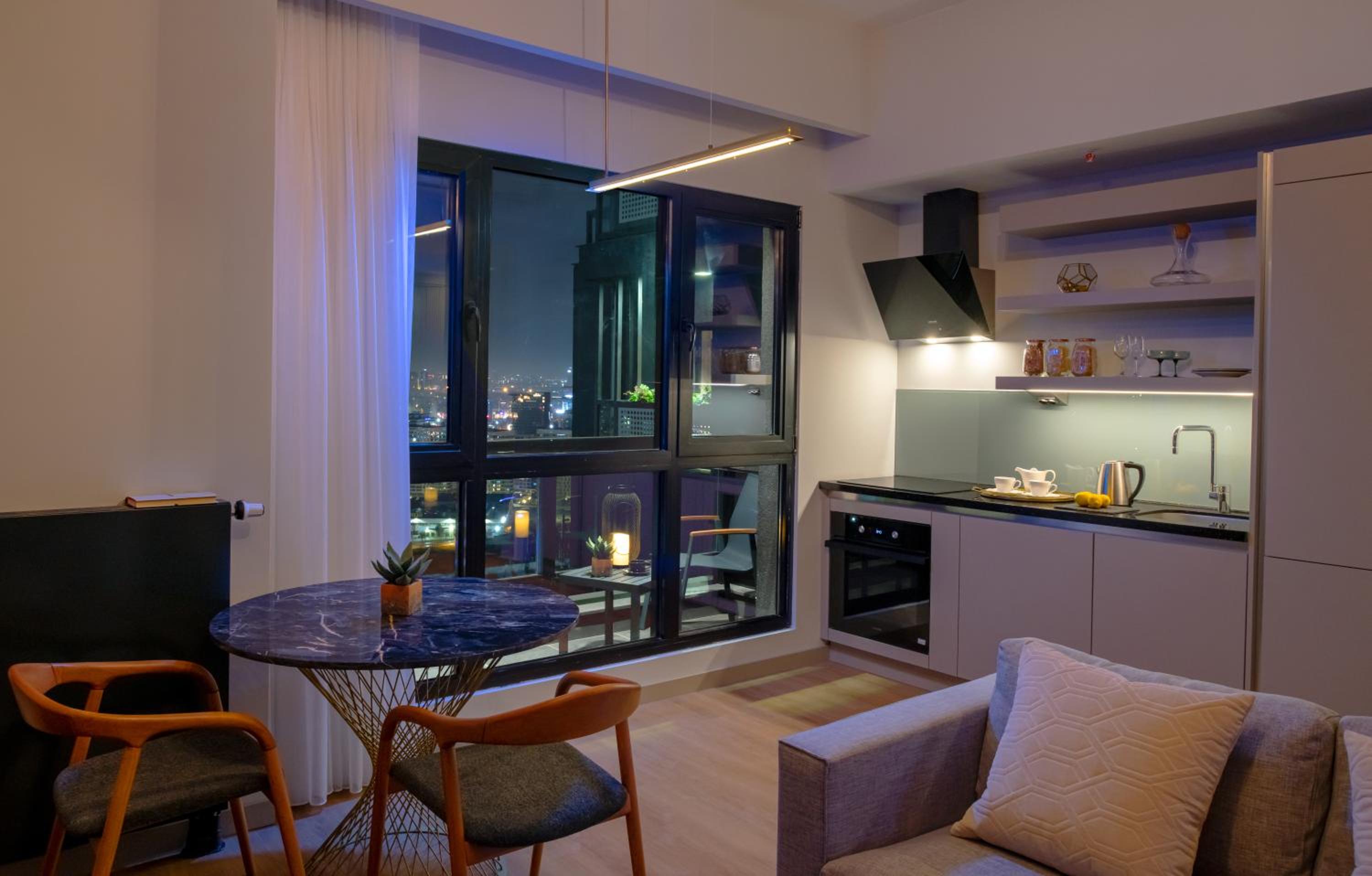 G Tower Furnished Apartment Rentals