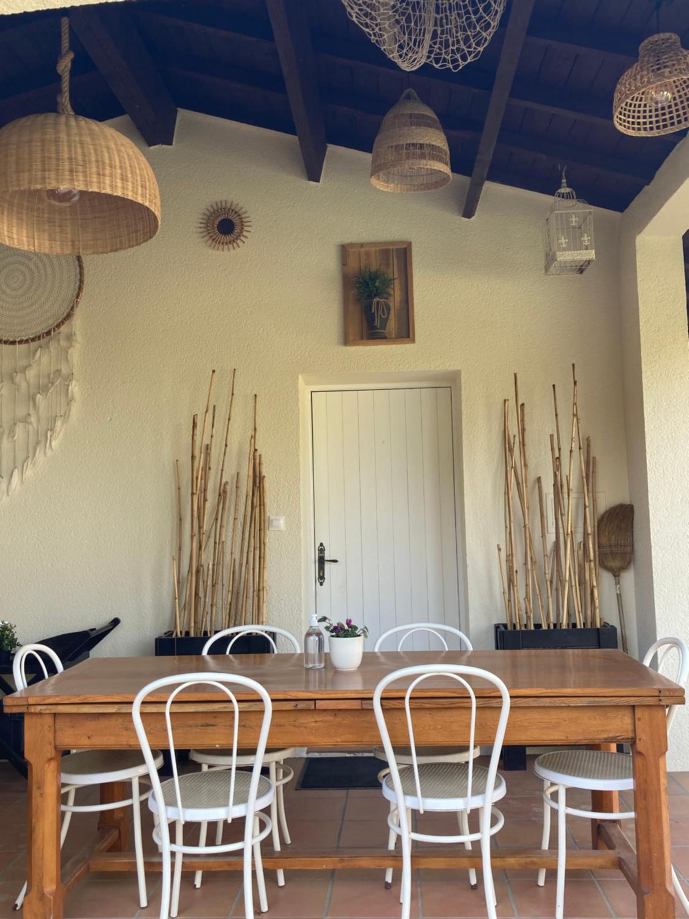 Le Patio, chambres d hôtes pour adultes en Camargue, possibilité de naturisme à la piscine,, photo 15