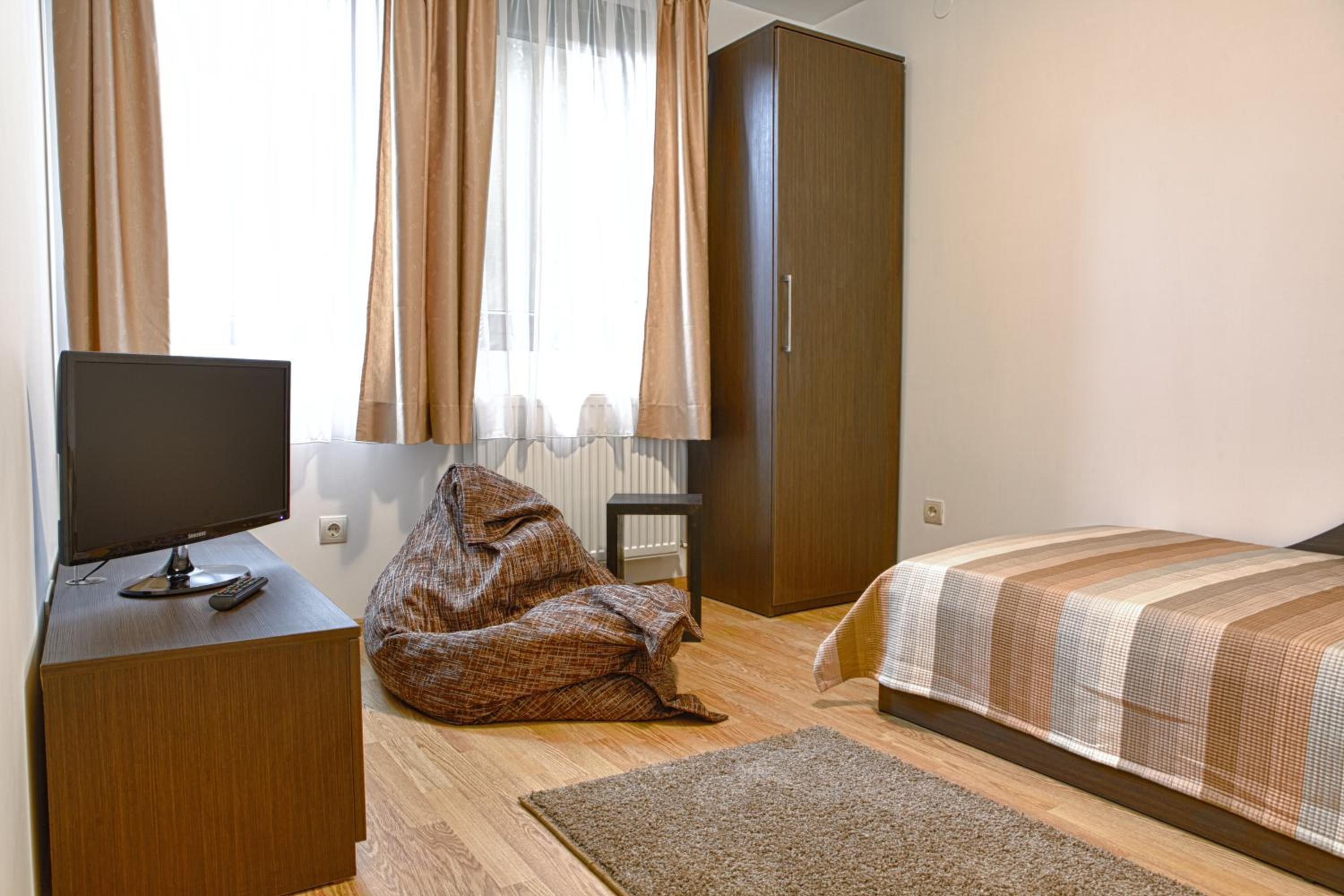 Pepi Guest House