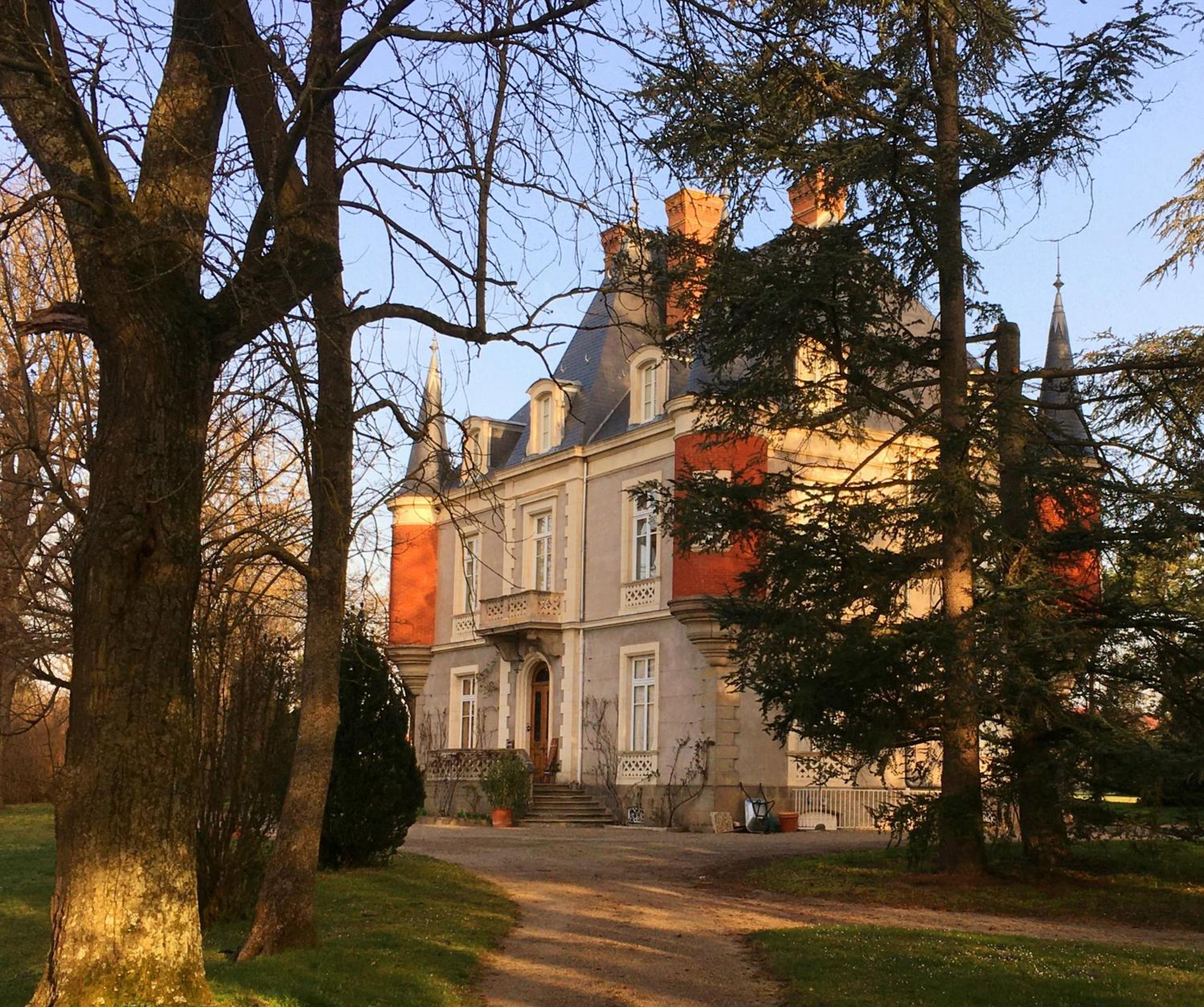 Domaine du Perrier view 3