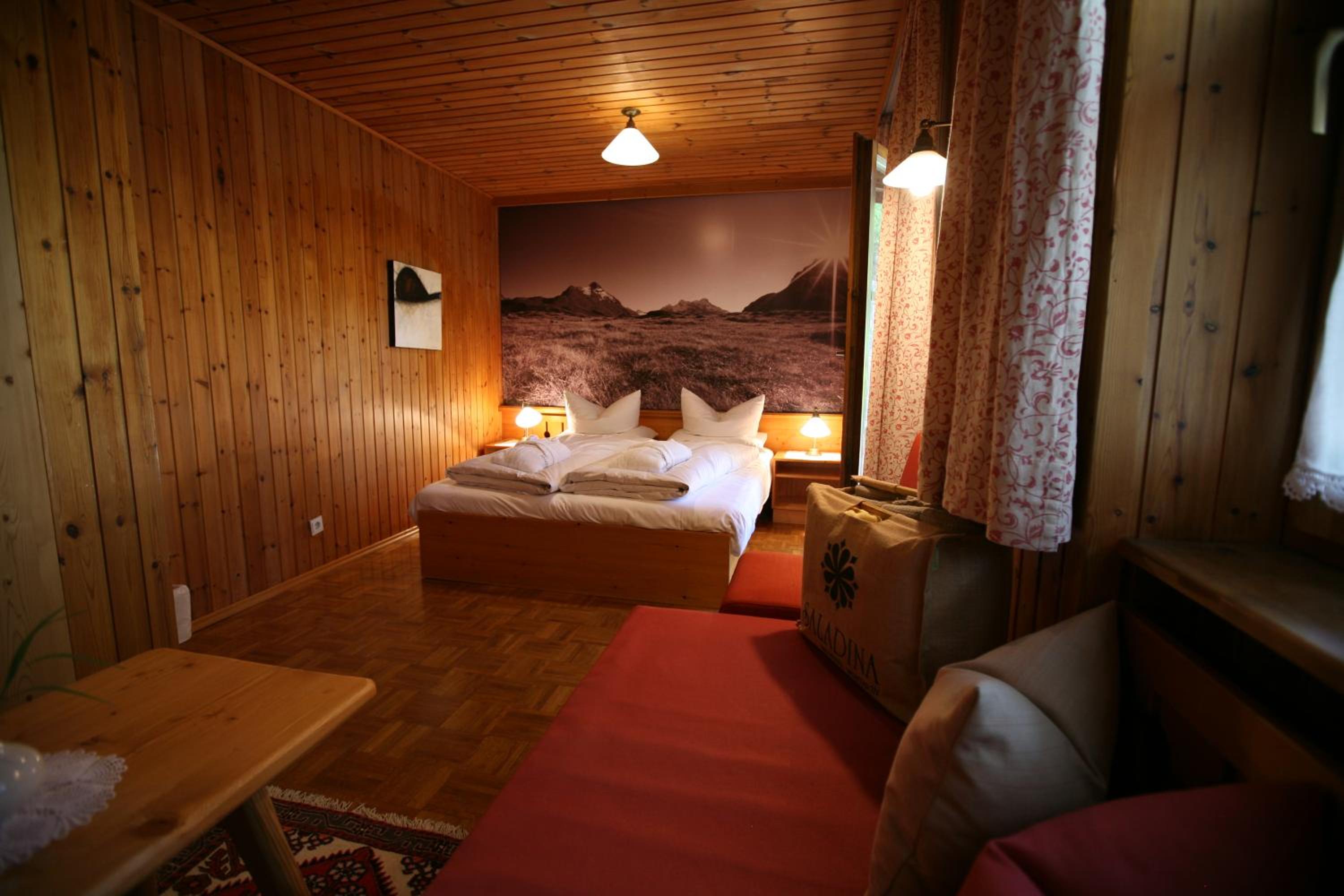 Aparthotel Saladina