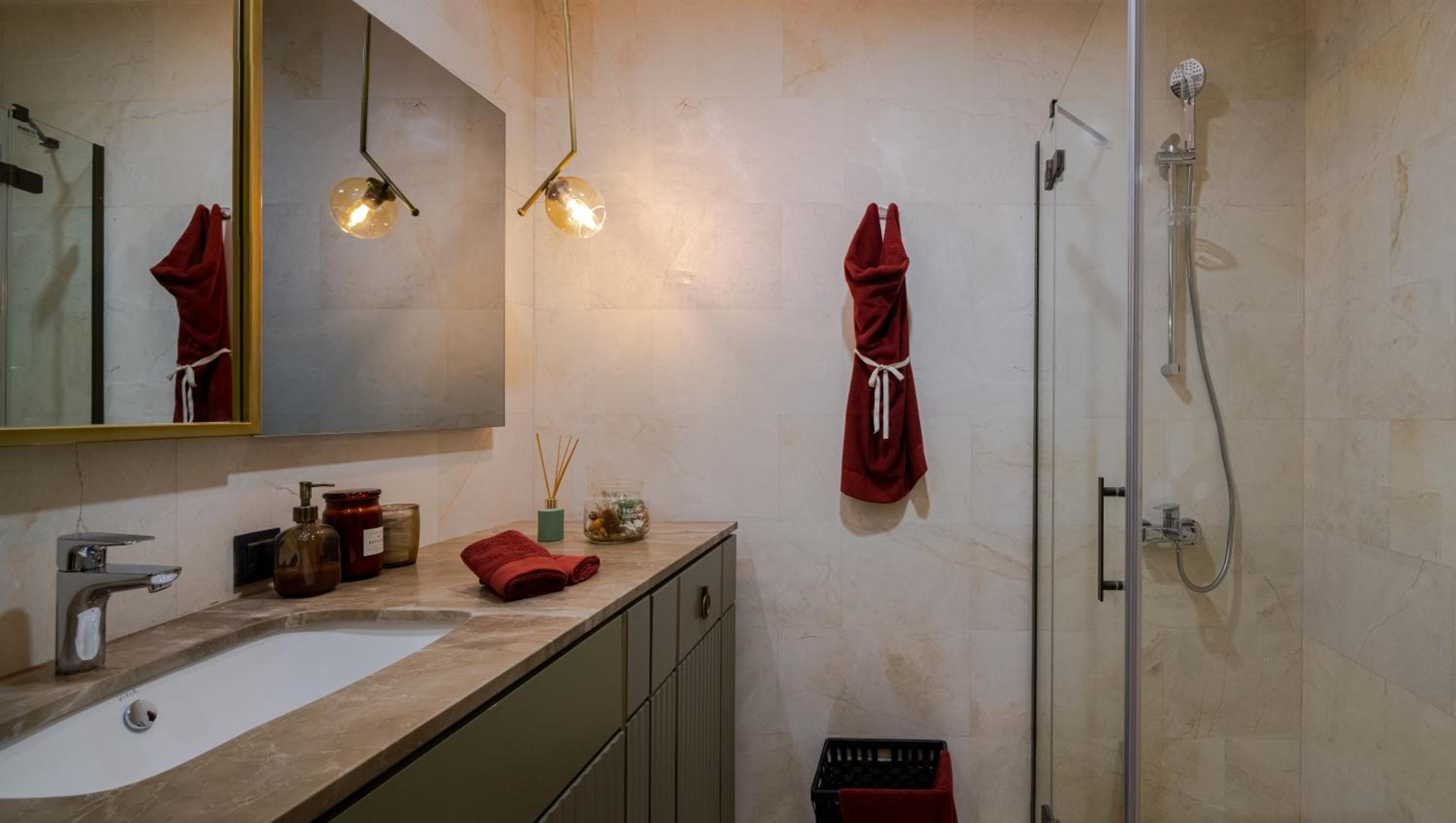 G Tower Furnished Apartment Rentals