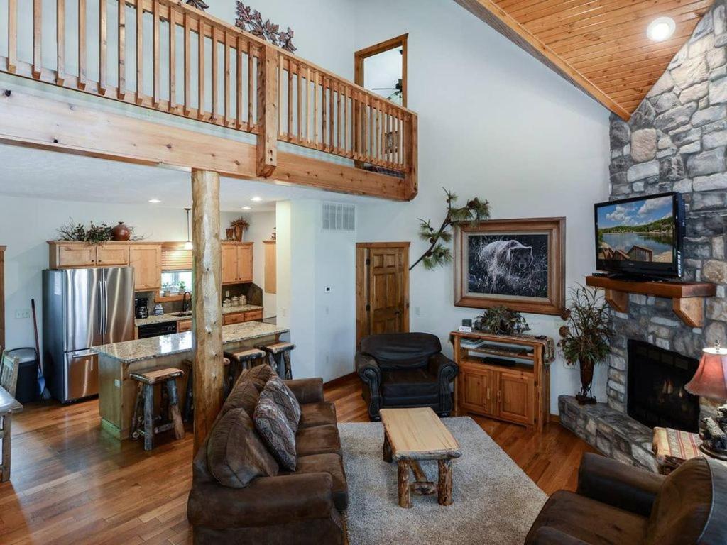 Branson Vacations - Lodge 371 - Property Image 1