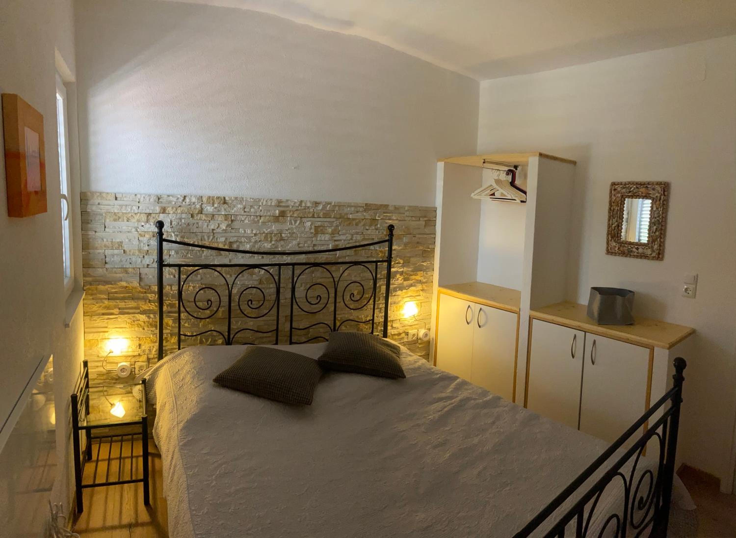 Vila Sunce Vis en Vis — bedroom