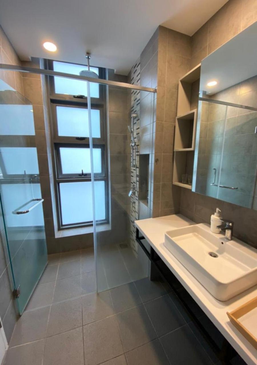 Robertson PanoramaKL Suites