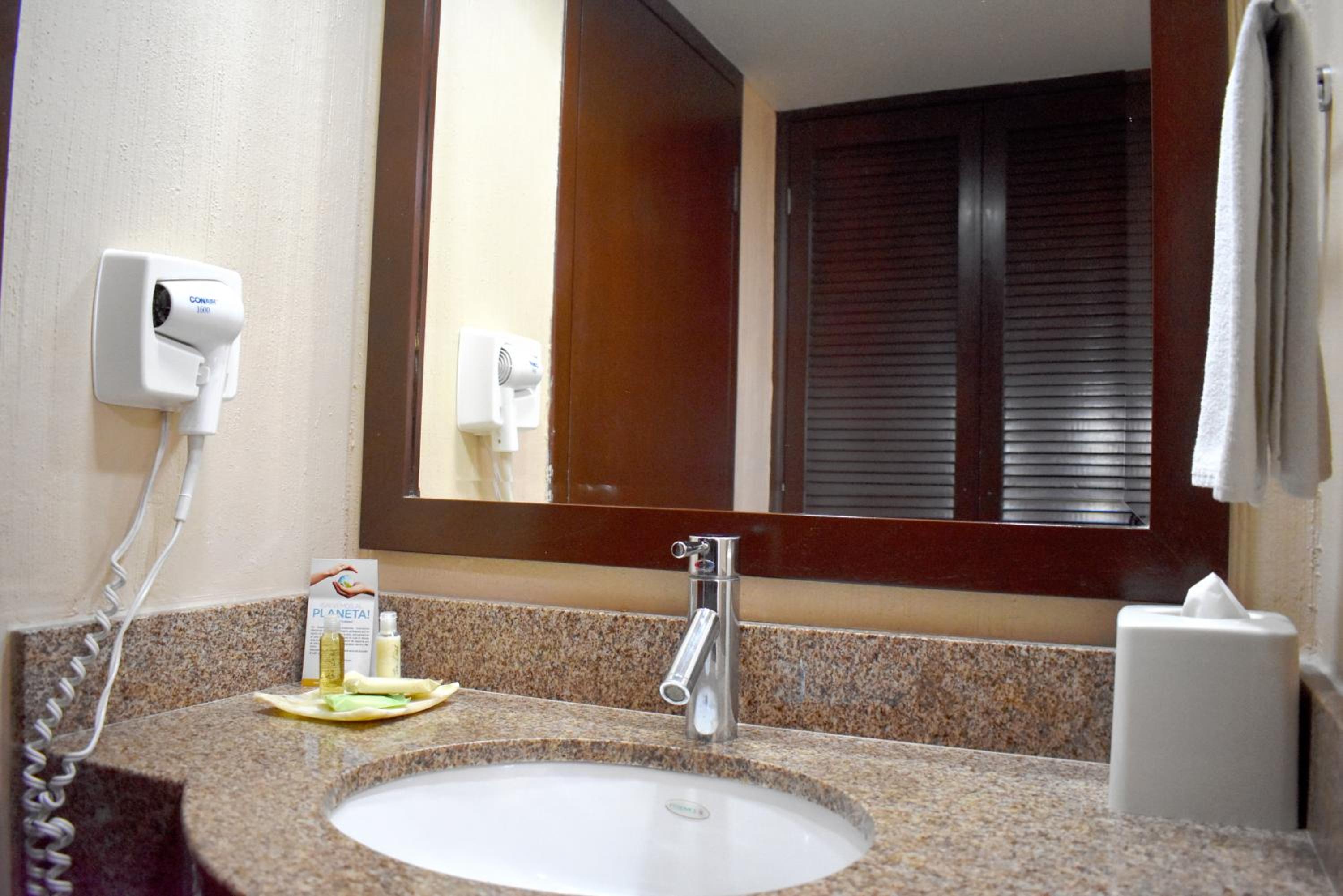 Culiacan Vacations - Hotel San Luis Lindavista - Property Image 2