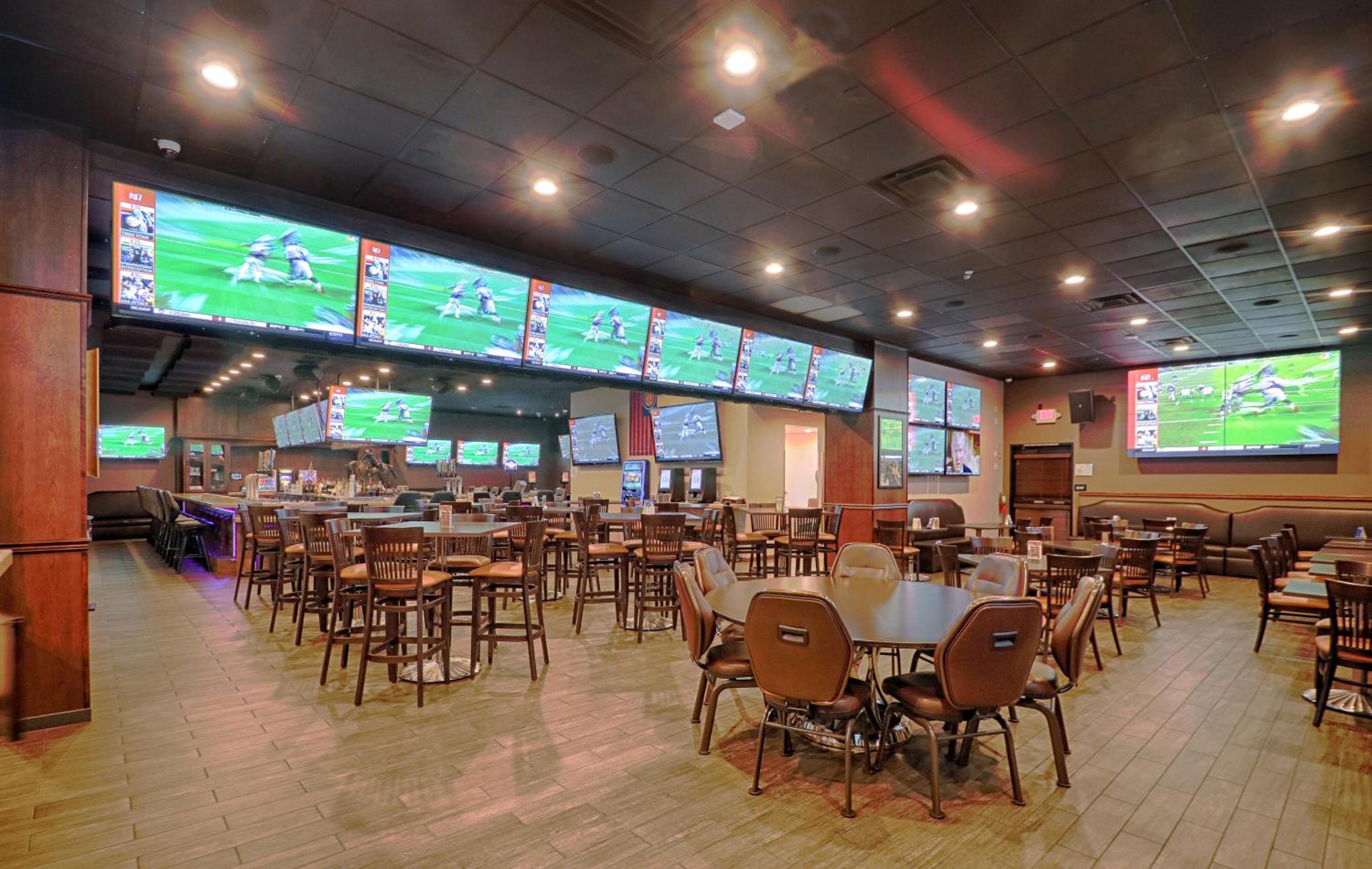 Econo Lodge Lake Elsinore Casino - Property Image 33