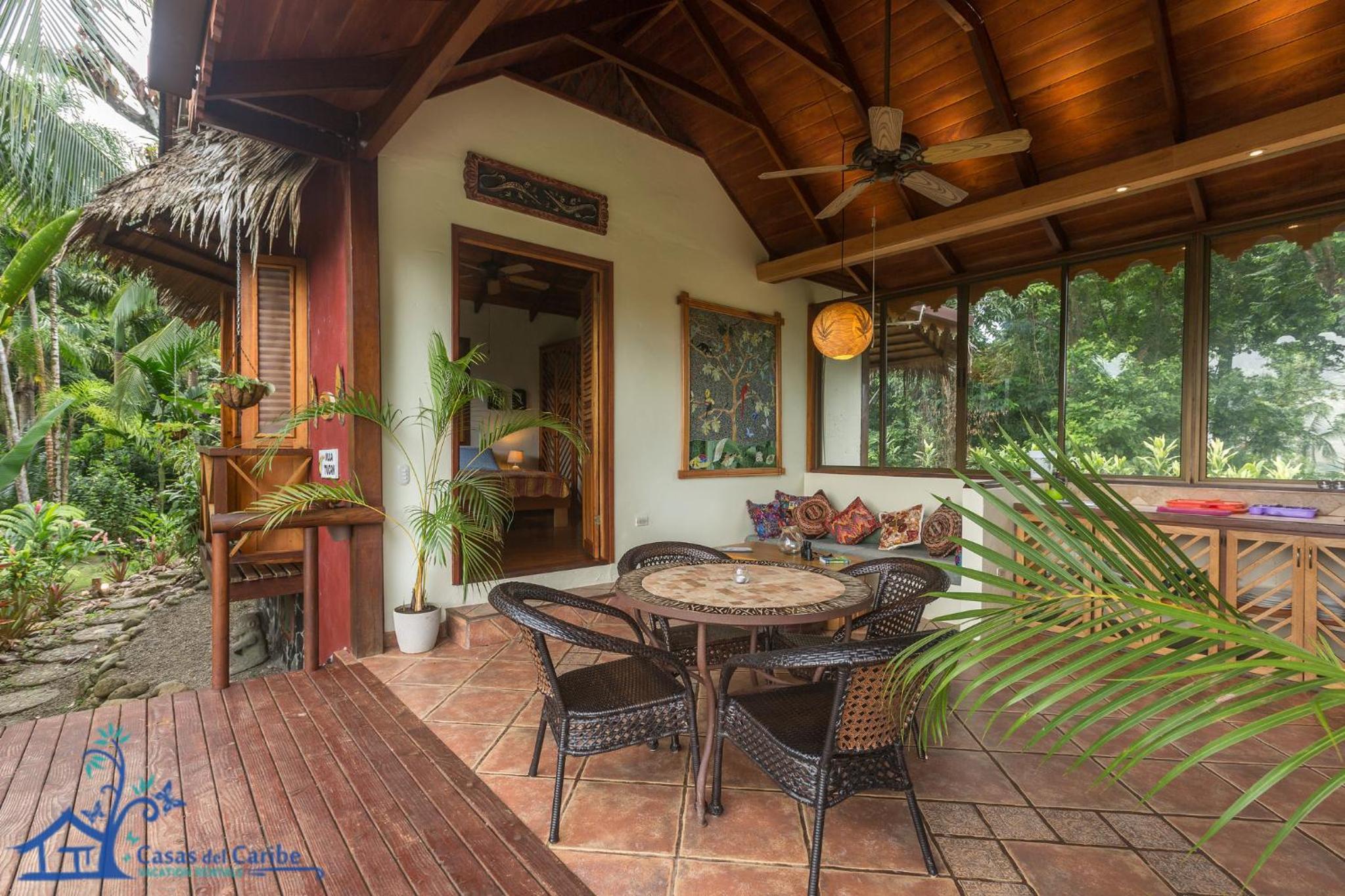 Villa Toucan with National Geographic Views
