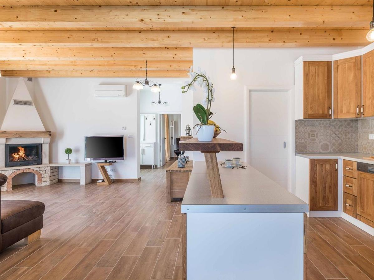 Moderne Istrische Steinvilla - 4 Sterne mit privatem, beheizbaren Pool & Meerblick view 5