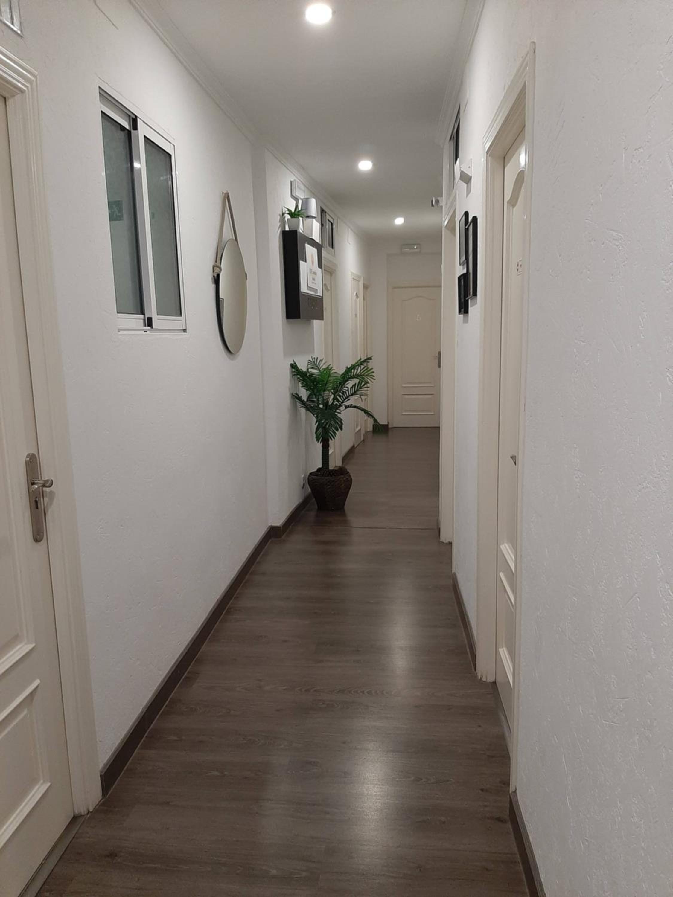Photo 32
