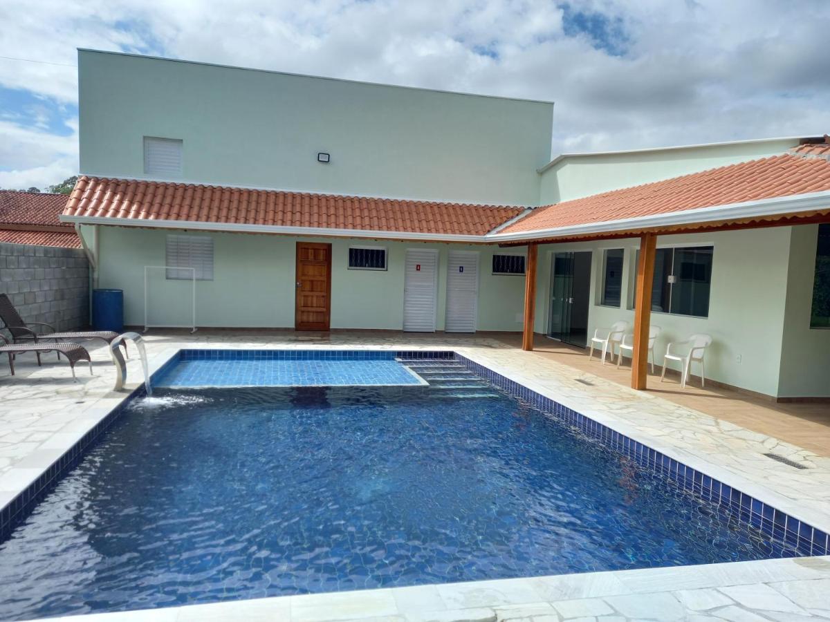 Chácara com Piscina-JundiaÍ SP