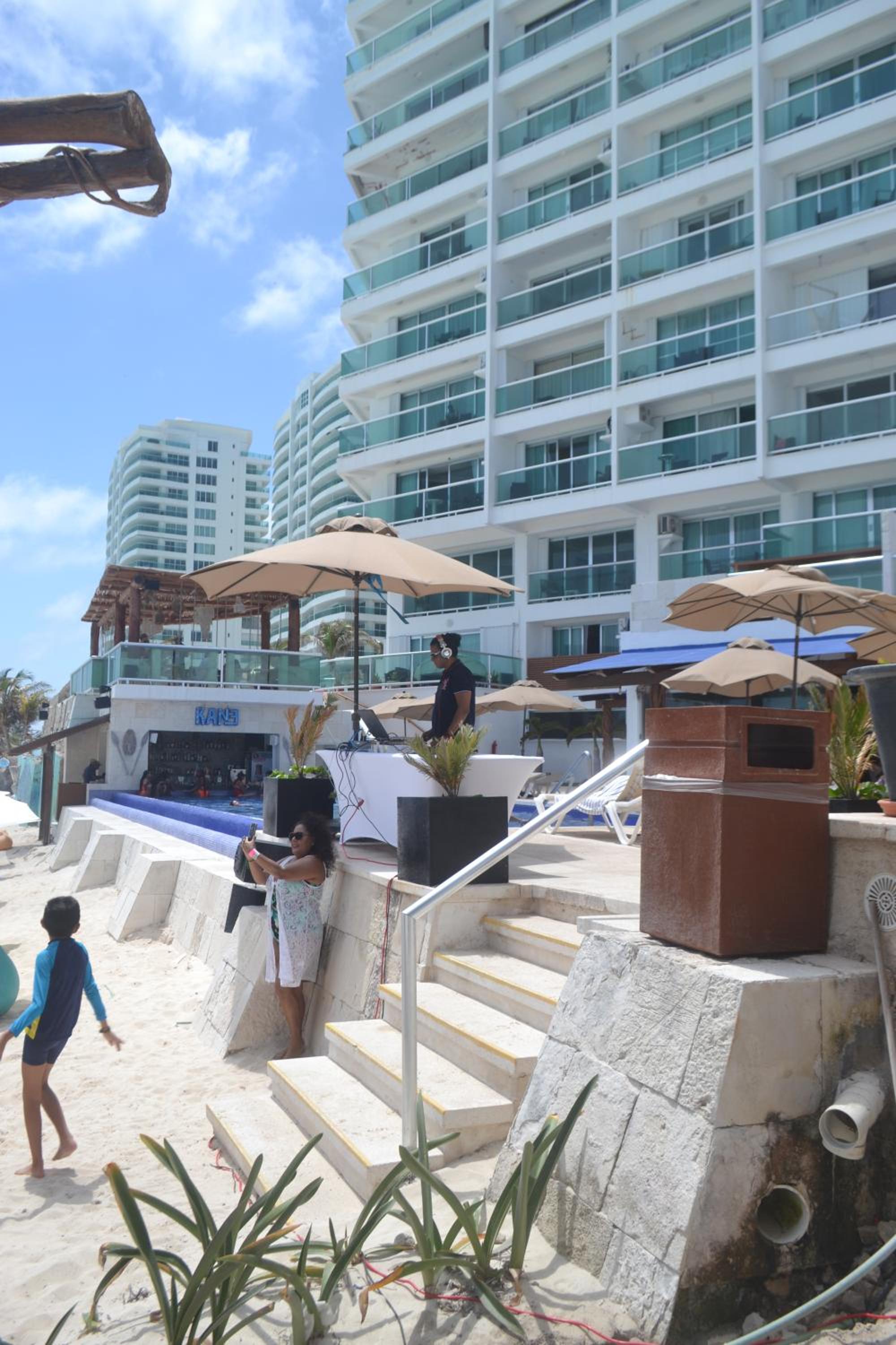 GIRASOL CONDO CANCUN BEAcH