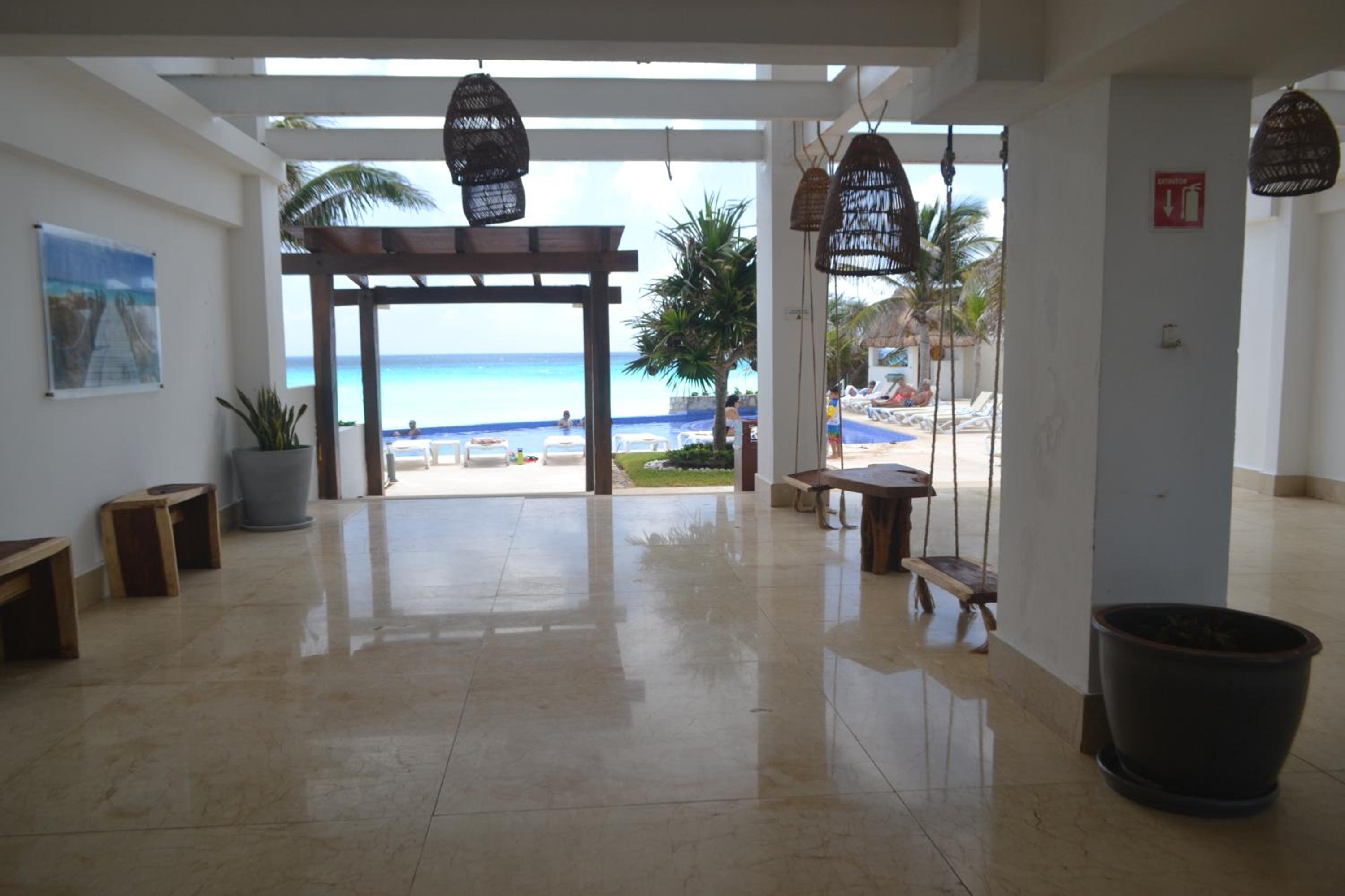 GIRASOL CONDO CANCUN BEAcH