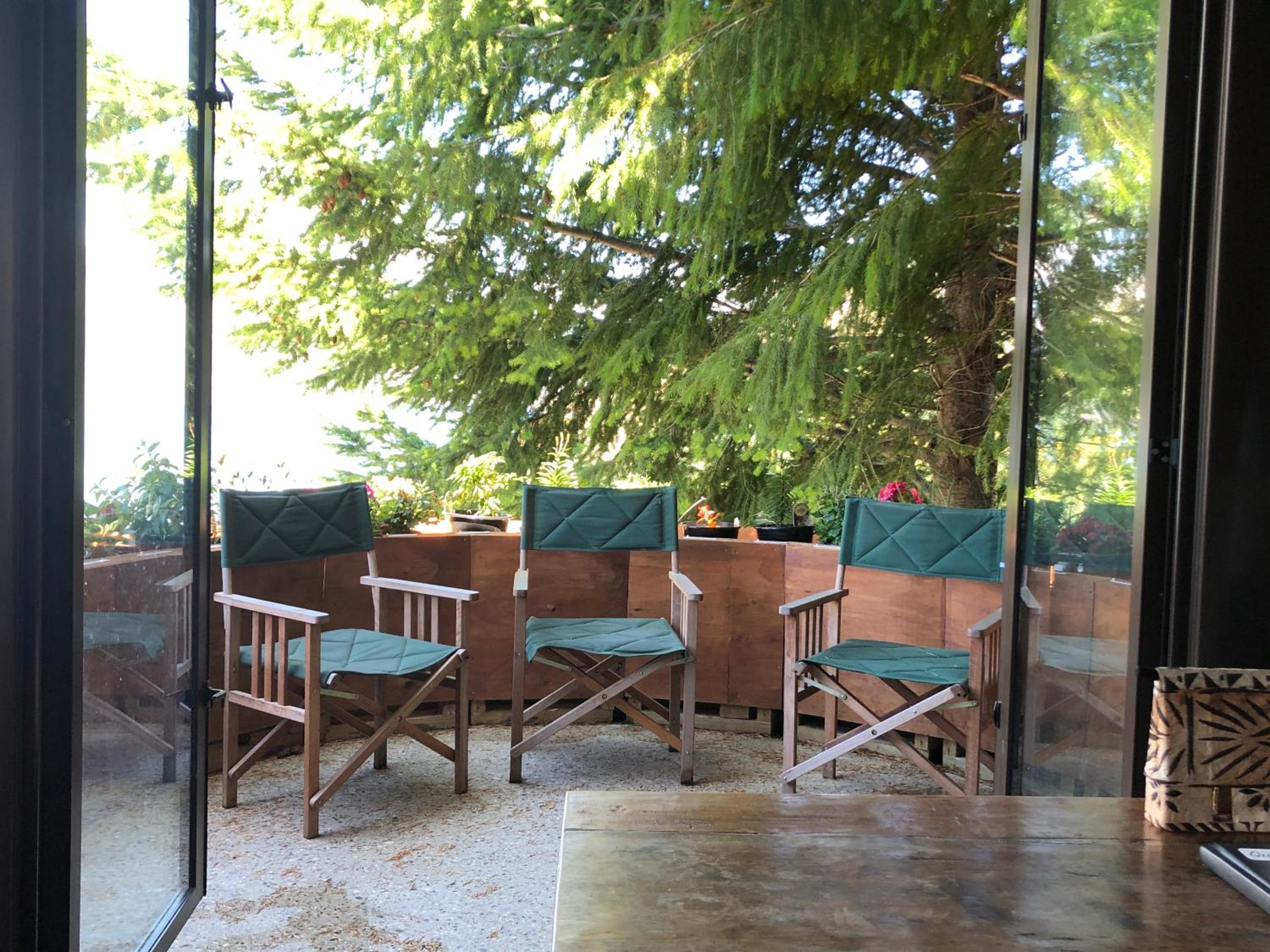 Crows Nest - Queenstown Holiday Home view 2