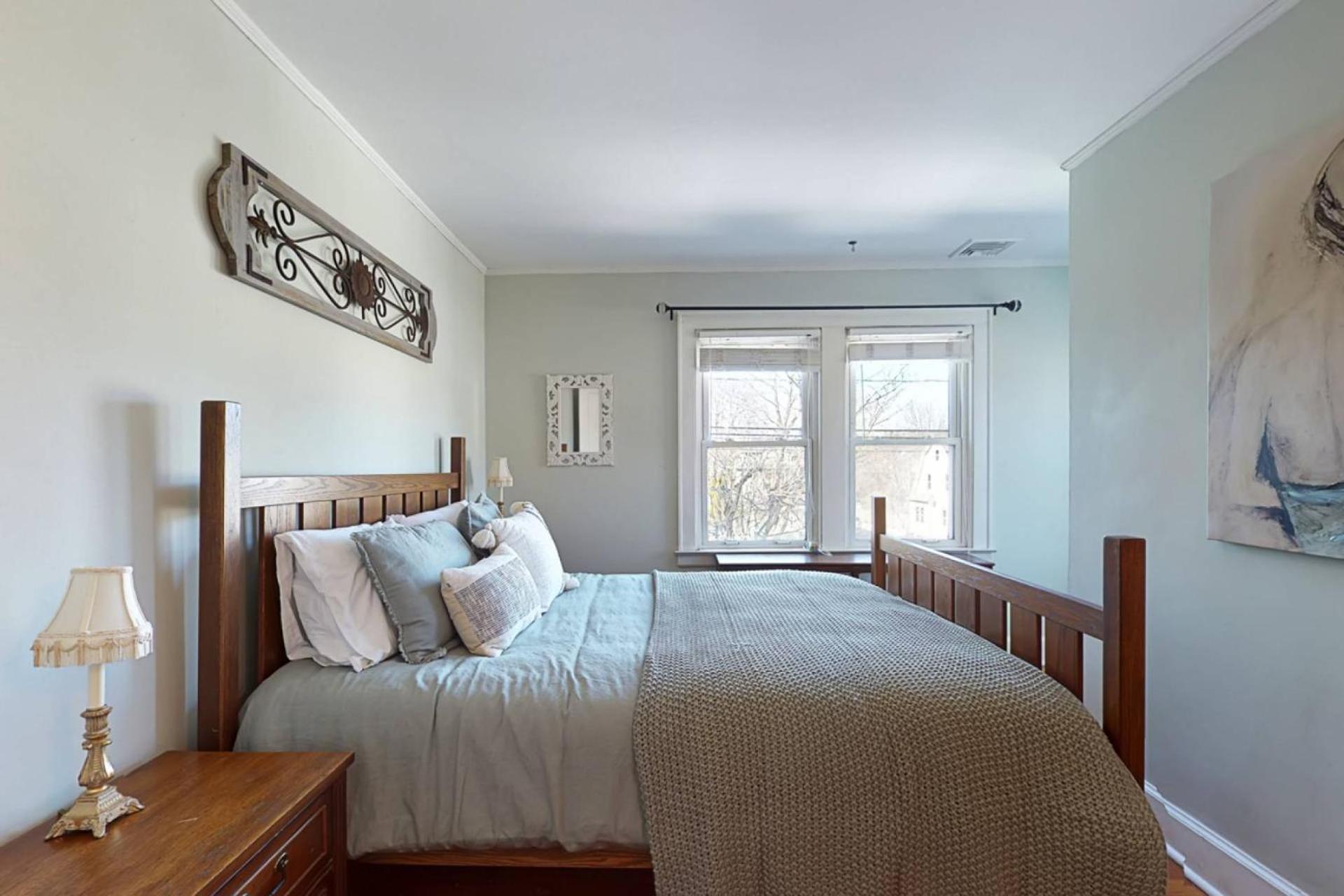 Belltown Retreat